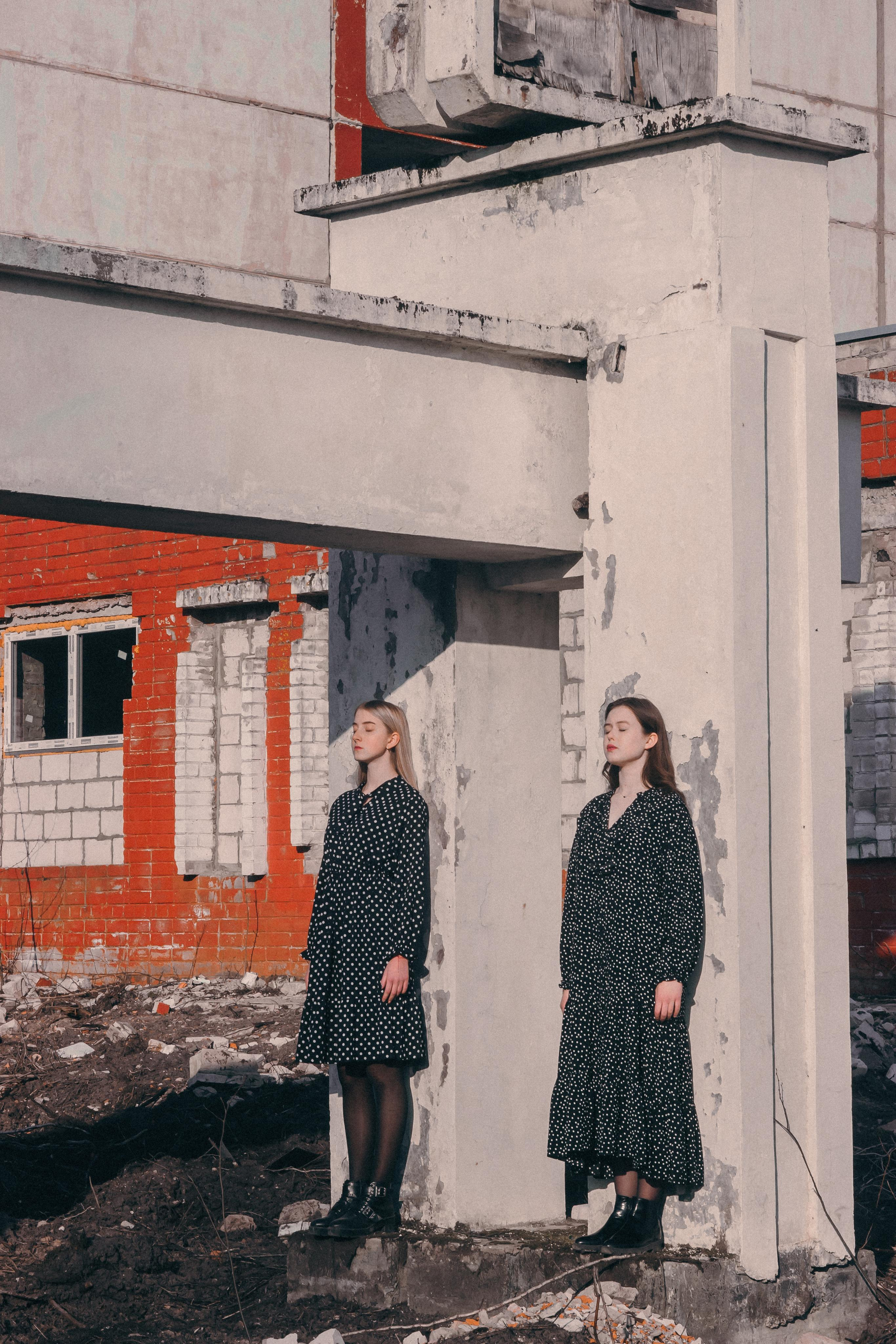 Ana & Akvilė. Fotografė Aleksandra Samozvanova