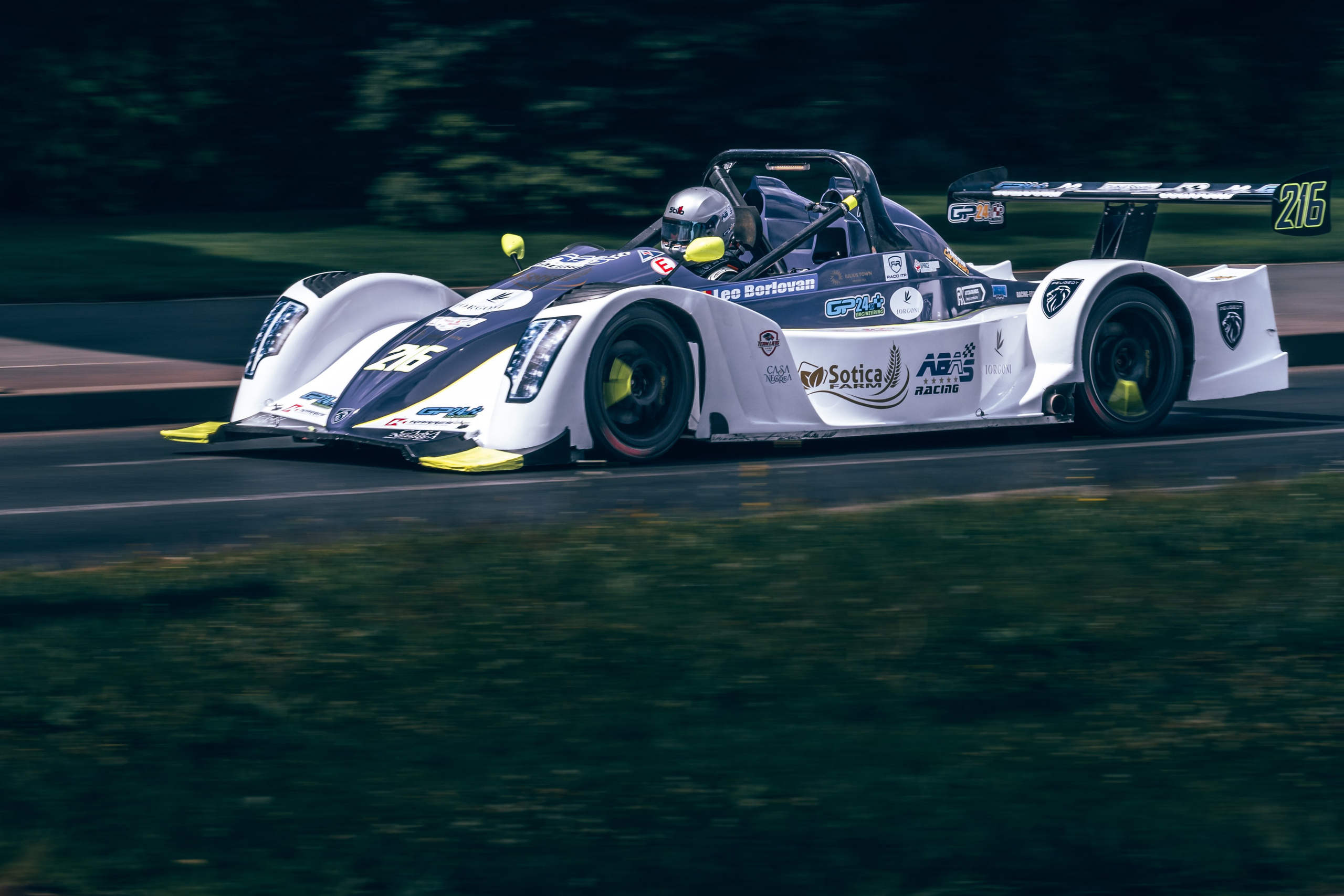 Automotive & Structure. Cosmin Neață | Visual Artist