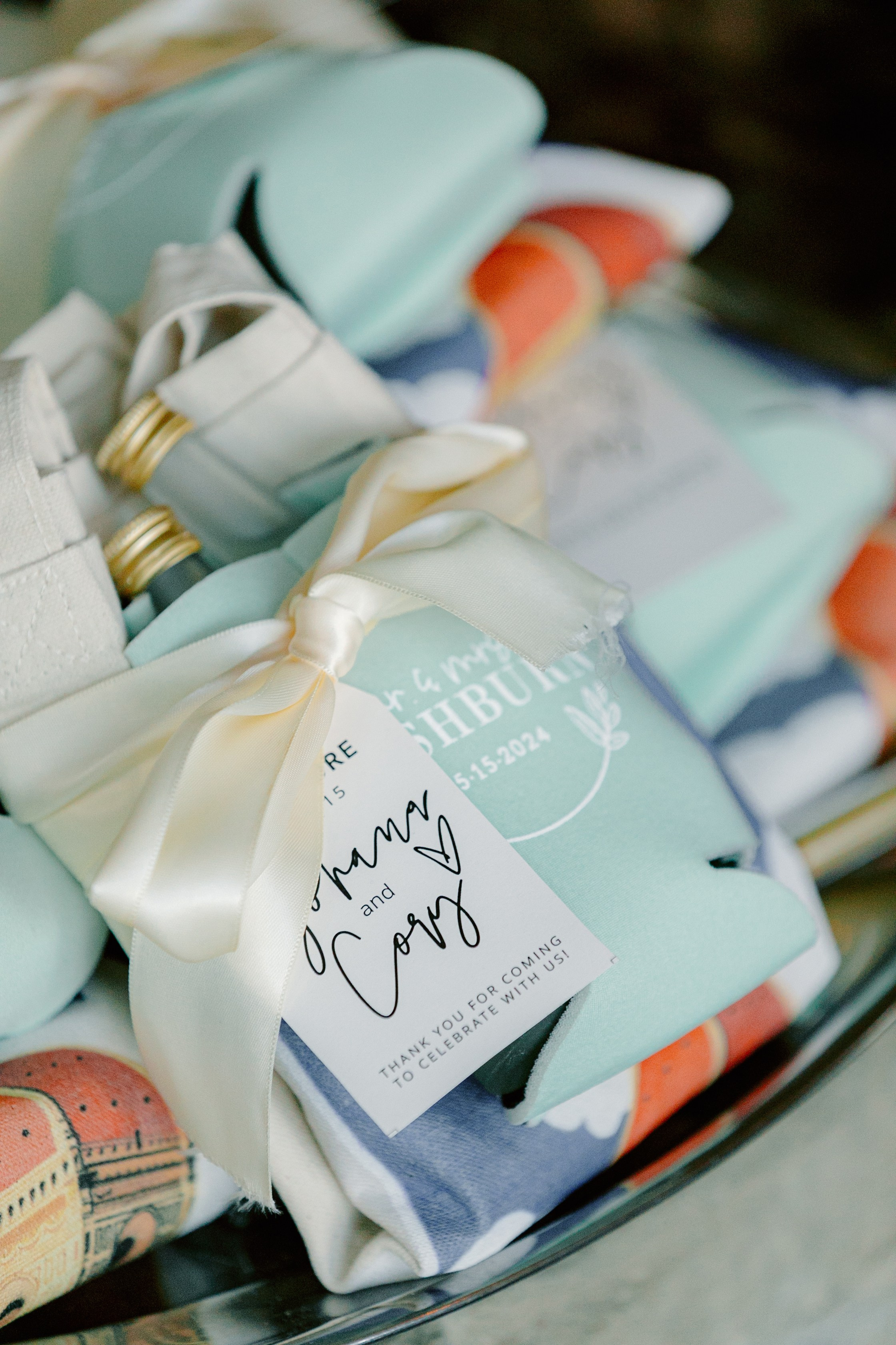 Tuscany Castello di Montegufoni wedding. Iurkovski PHOTOGRAPHY in Europe. Luxury destination weddings and events