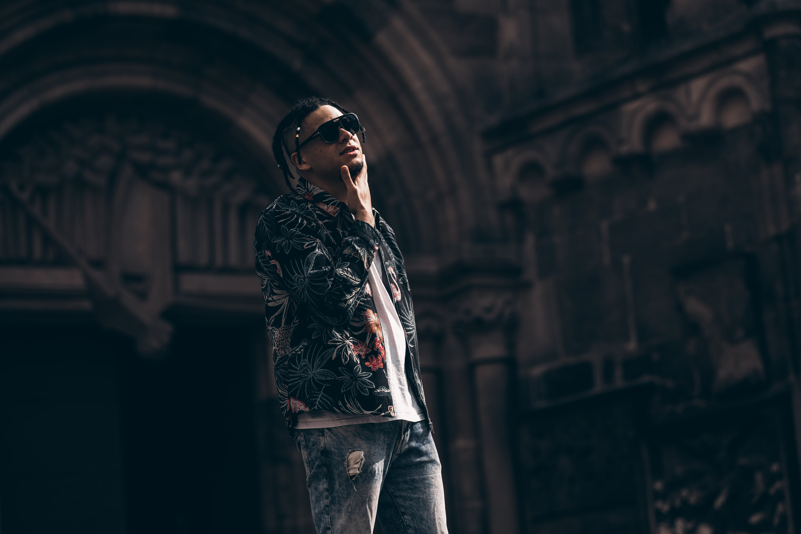 Do it big, do it right and do it with style. Main