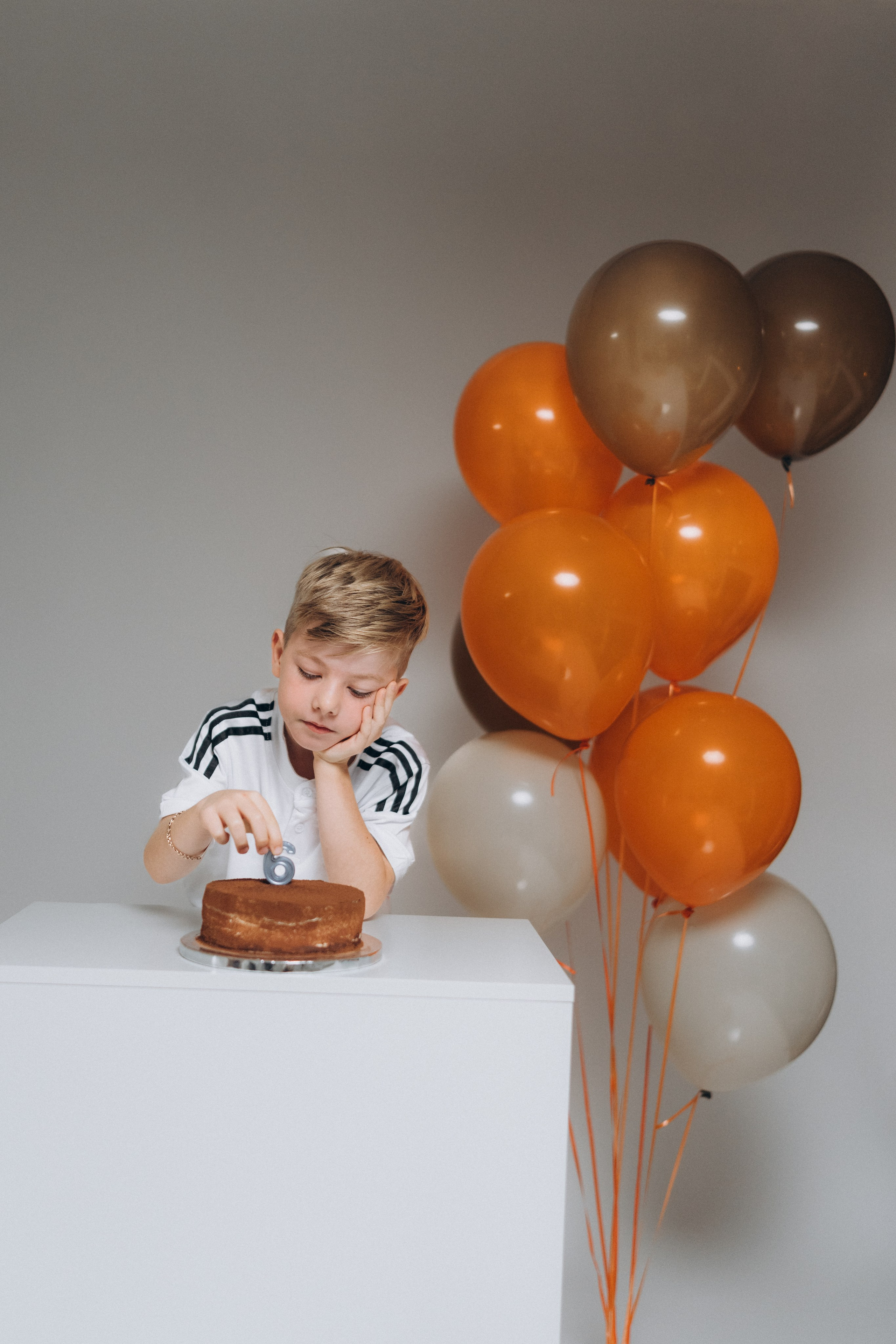 Studio B-day. Candid Photographer in Ireland | Authentic Wedding Photography Miruna Daiana