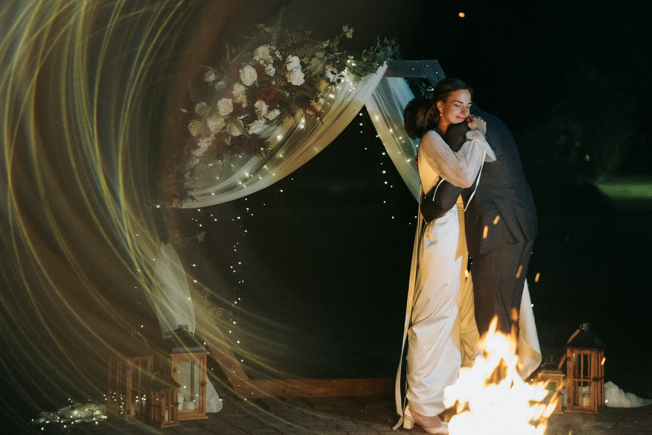Kristīne & Artis: Romantisks kāzu stāsts Bauskas apkaimē. Fotogrāfs kāzām, ģimenēm un dažādiem pasākumiem