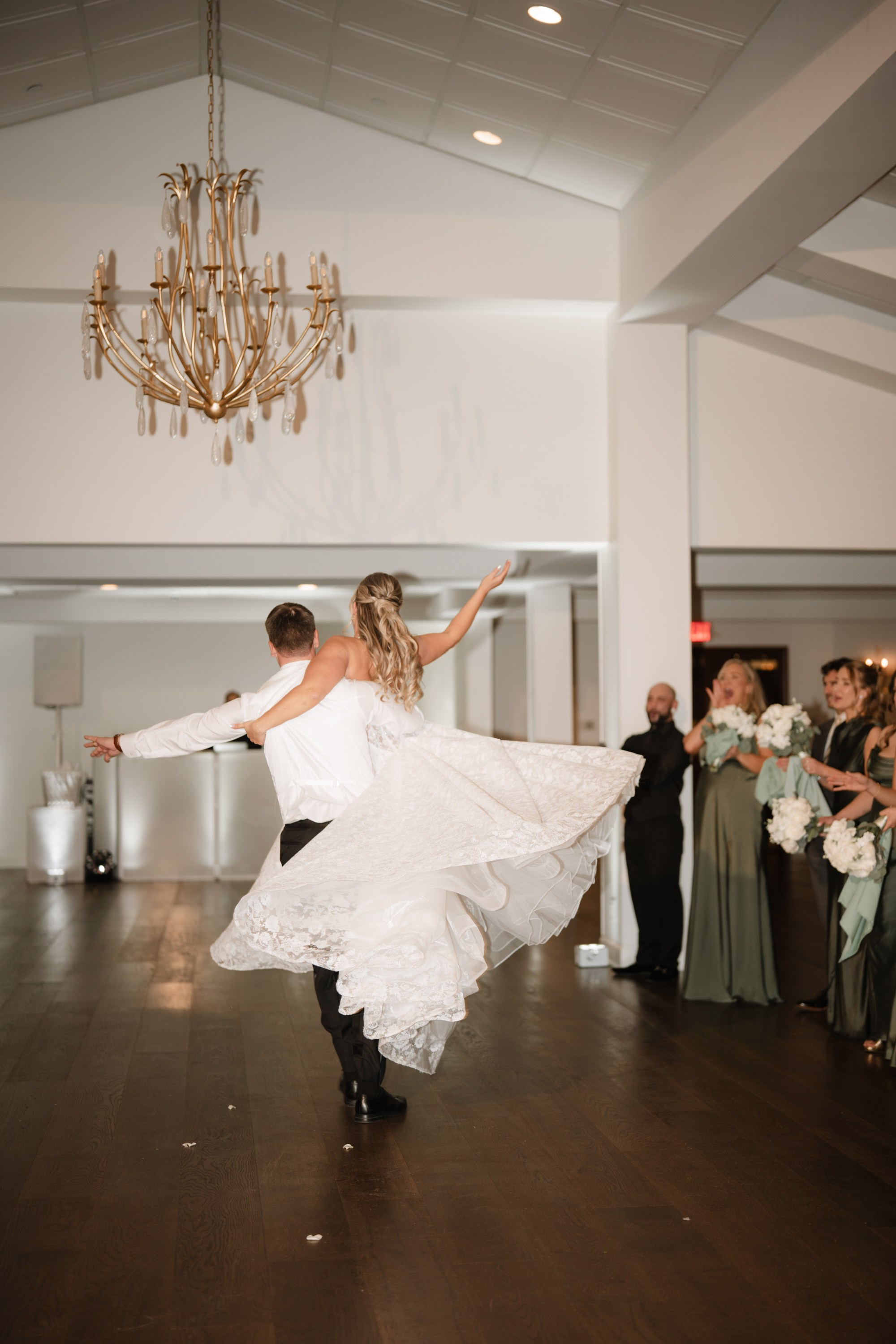 Justyna and Michael’s wedding — Port Jefferson, NY. Portrait and wedding photographer in New York