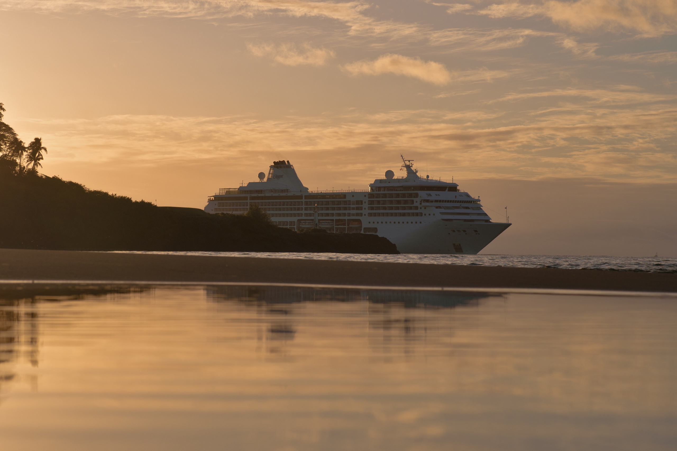 SHIPS. Awards winning photographer in Kauai, Hawaii