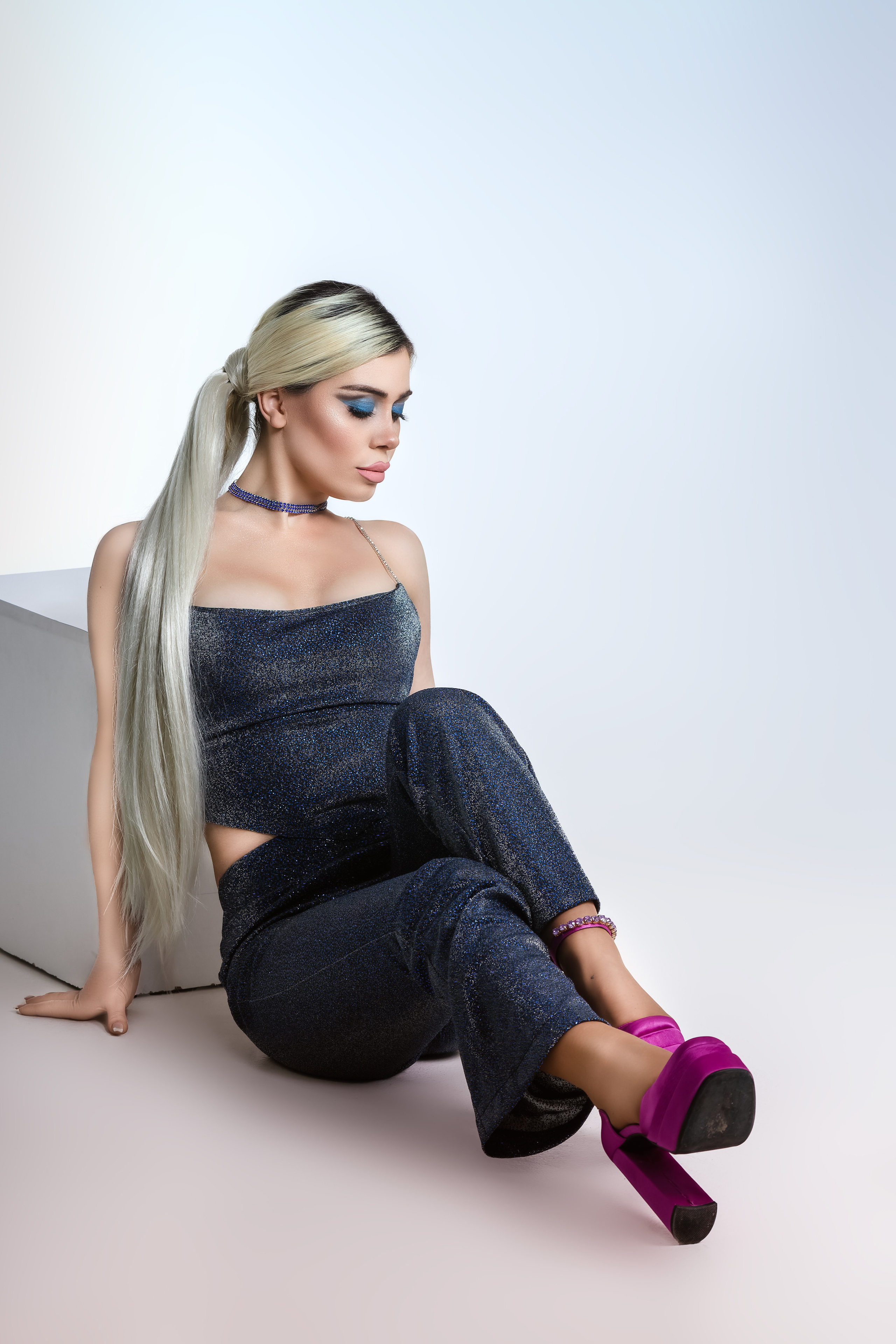 Indoor Portraits. Фотограф в Ереване Макс Авдалян