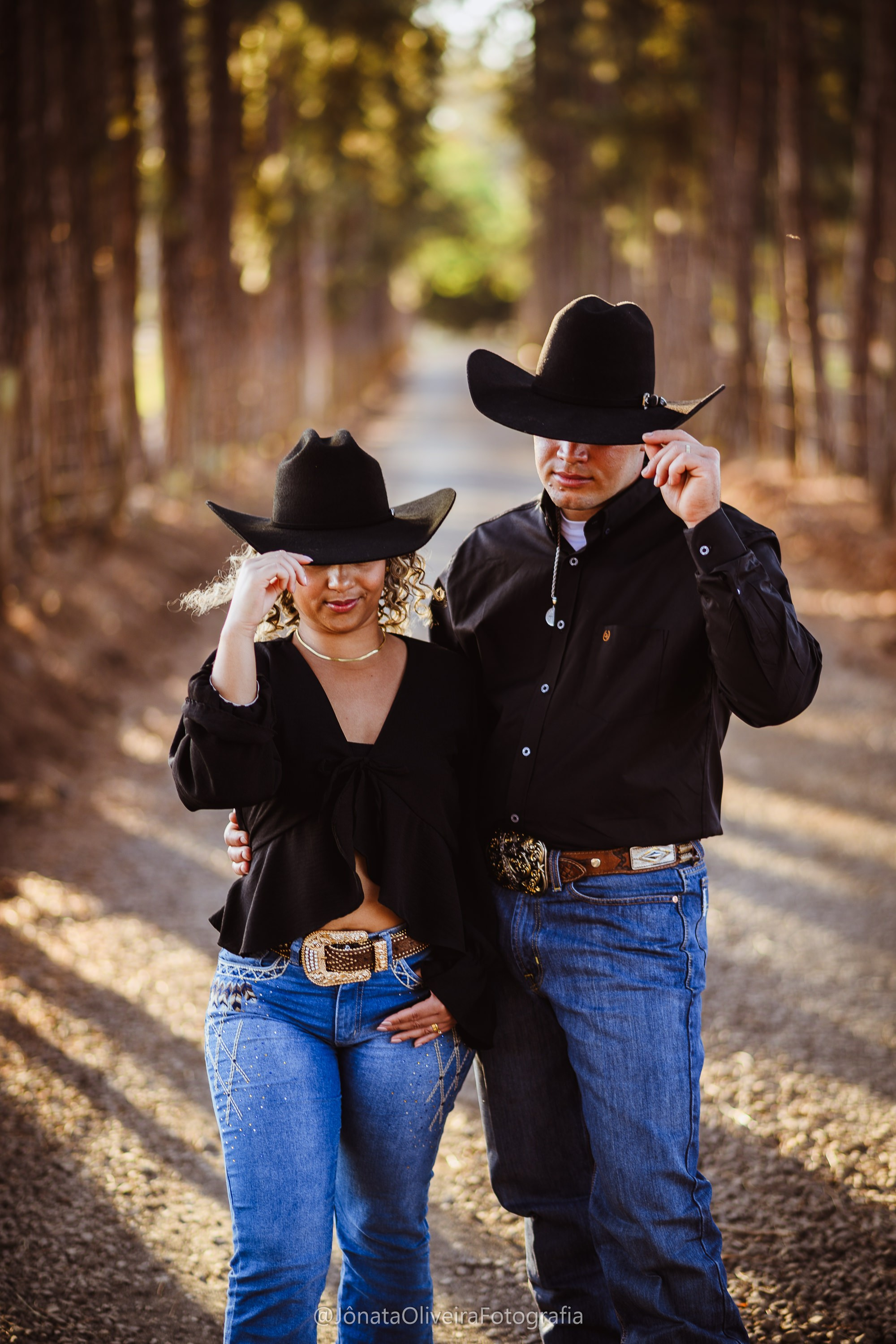 Pre Wedding Luérica e Vinicius. Fotografia de casamentos e ensaios em avaré Jônata Oliveira