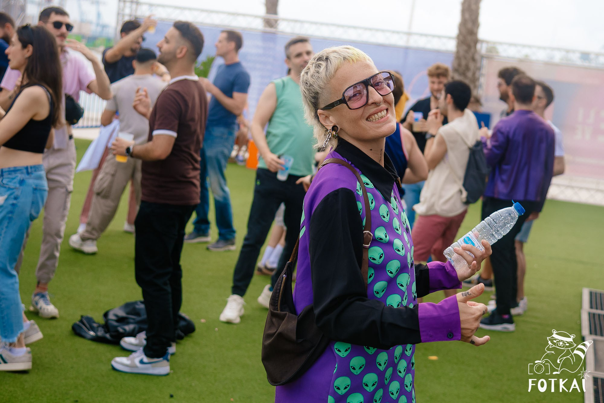 Cariña La Fiesta 2.0 — Fotos del evento en El Muelle Live, Alicante, 2026 | FOTKAI