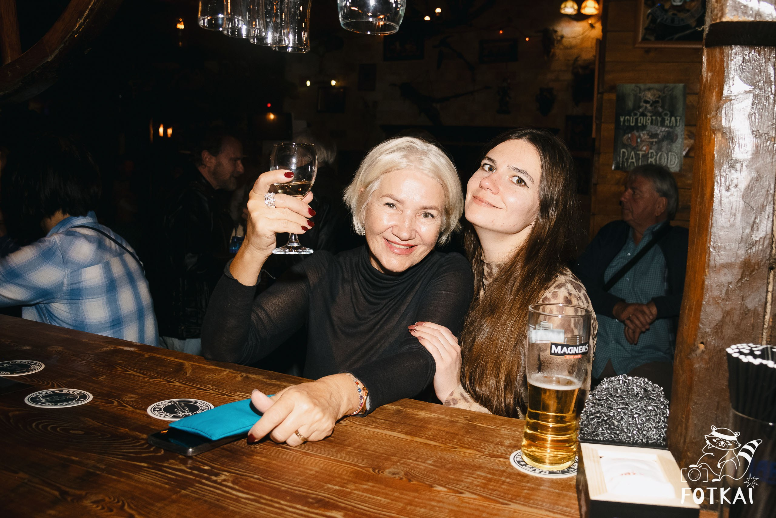 Фоторепортаж JAM Night в El Paso Bar, Torrevieja — живая музыка и атмосфера Коста-Бланки | FOTKAI