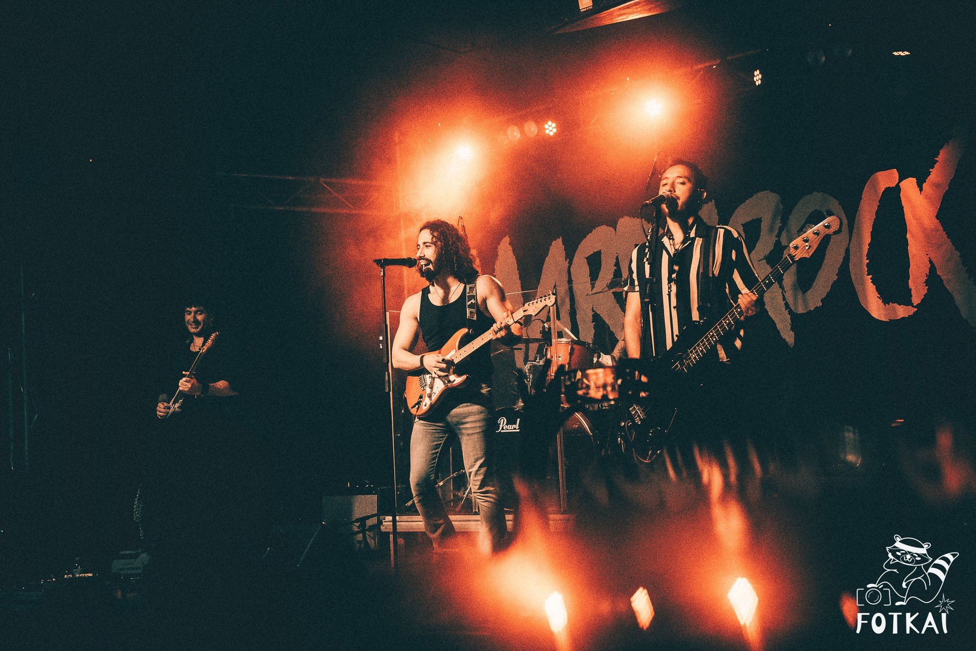 DENISDENIS — reportaje fotográfico del concierto en la Sala Marearock (Alicante) | FOTKAI