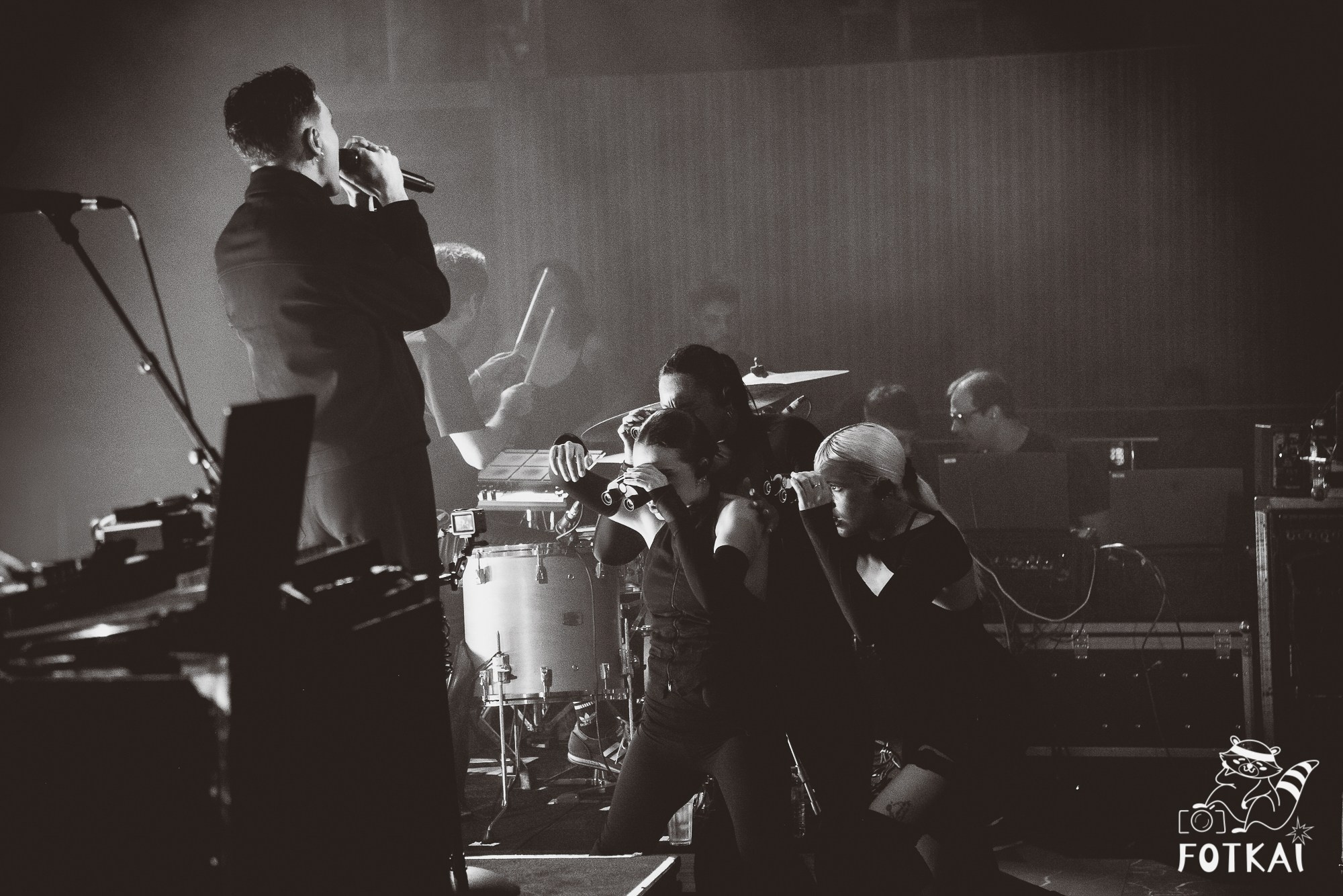 Фотоотчёт с концерта Miss Caffeina 27 марта 2026 в Аликанте | FOTKAI