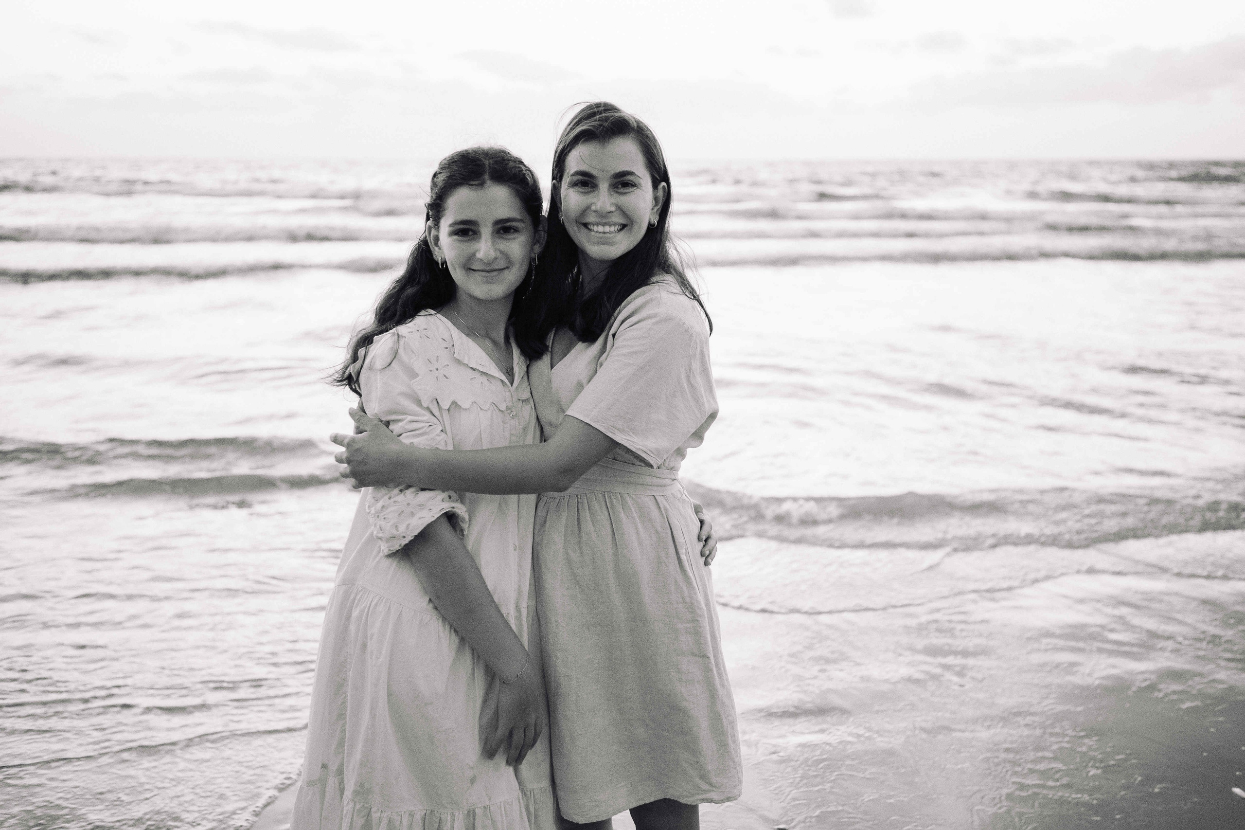 SEA PHOTOSESSION IN NETANYA. Https://shi-photo.com/