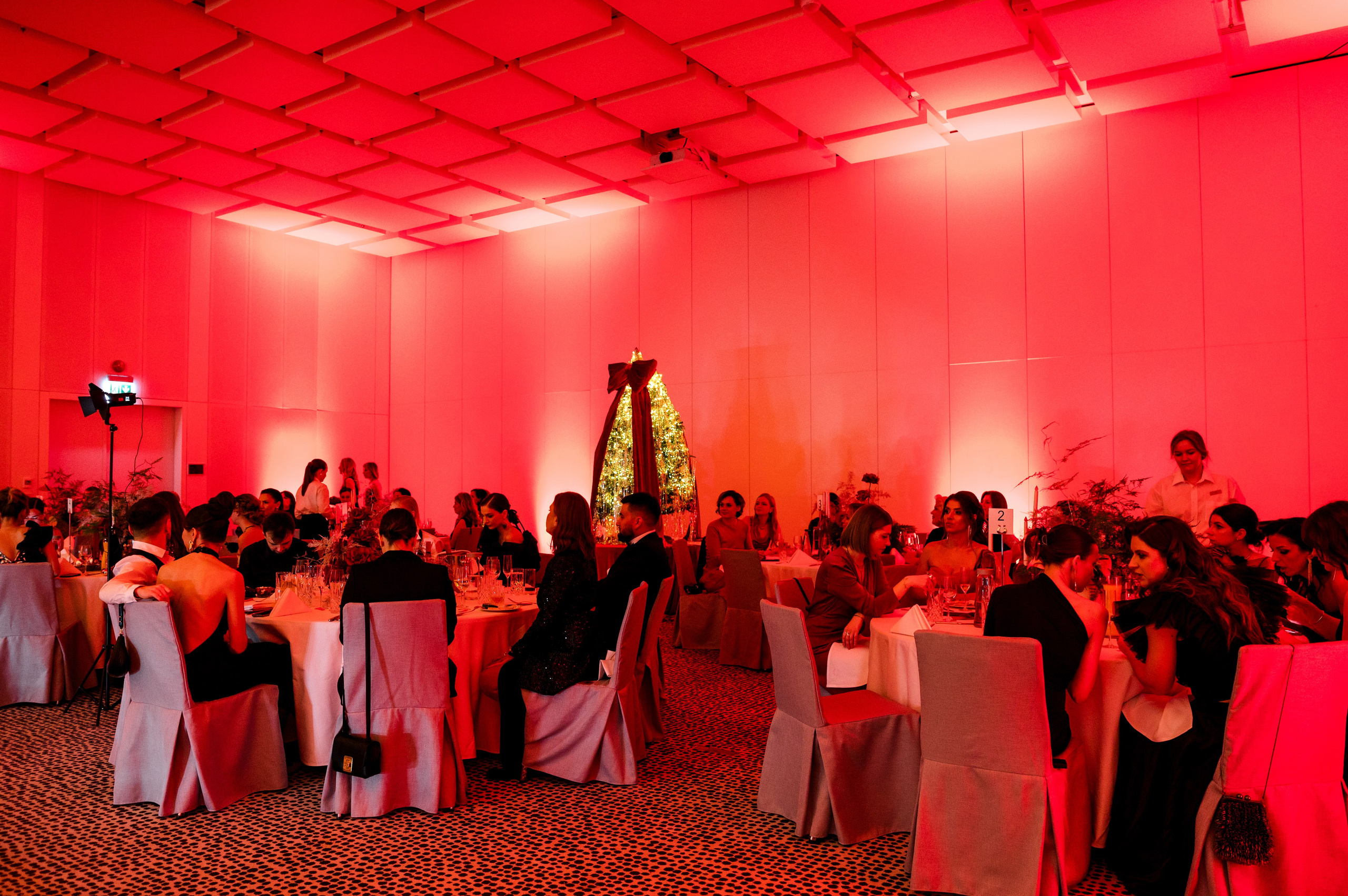 Renessans Gala. Destination Wedding photographer Italy, France, Germany, Spain, Poland Oleg Zaicev