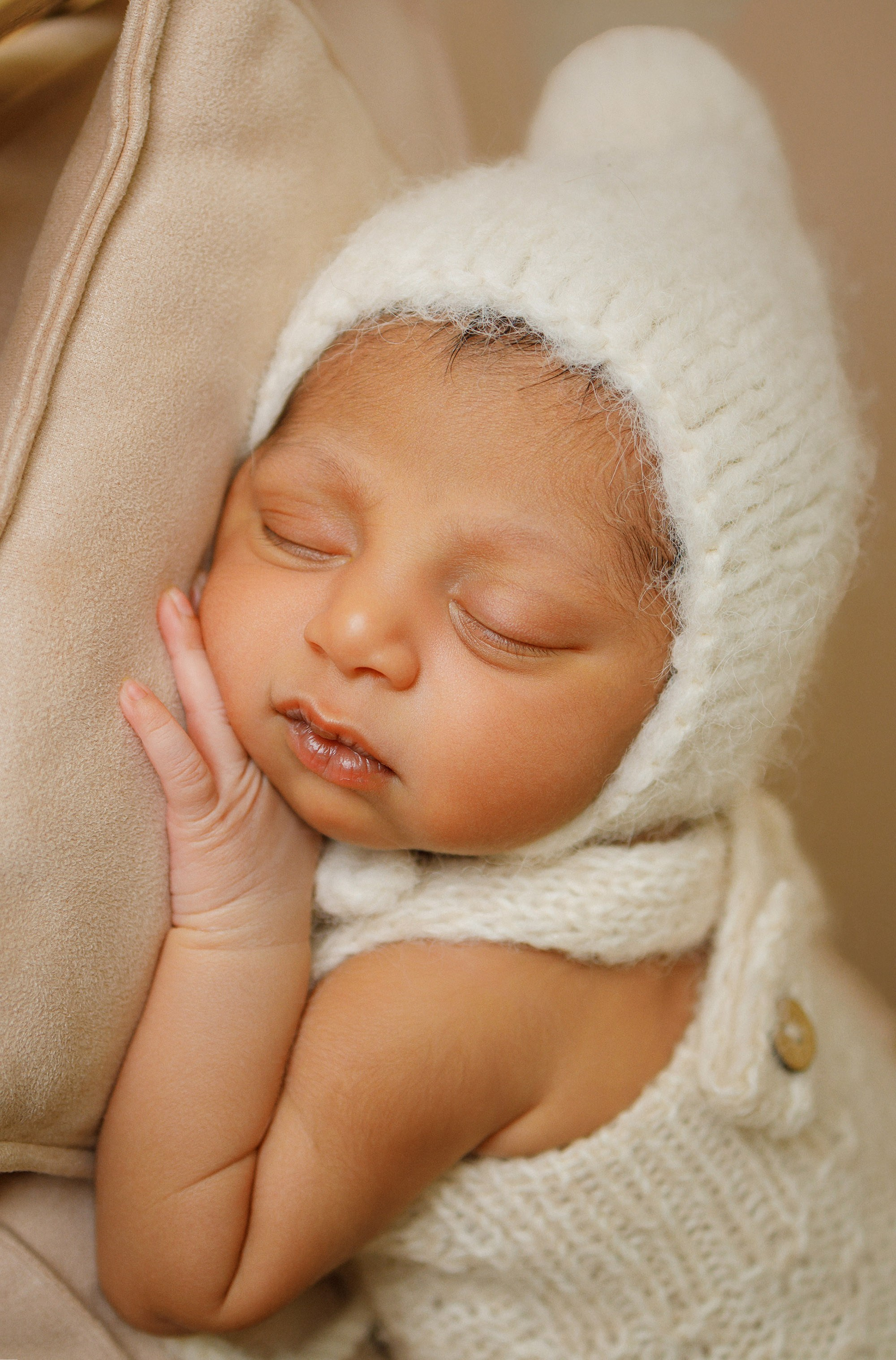 Vihaan 8 days. Newborn, Maternity & Family Photographer in Charlotte, North Carolina | Arhipova Julia