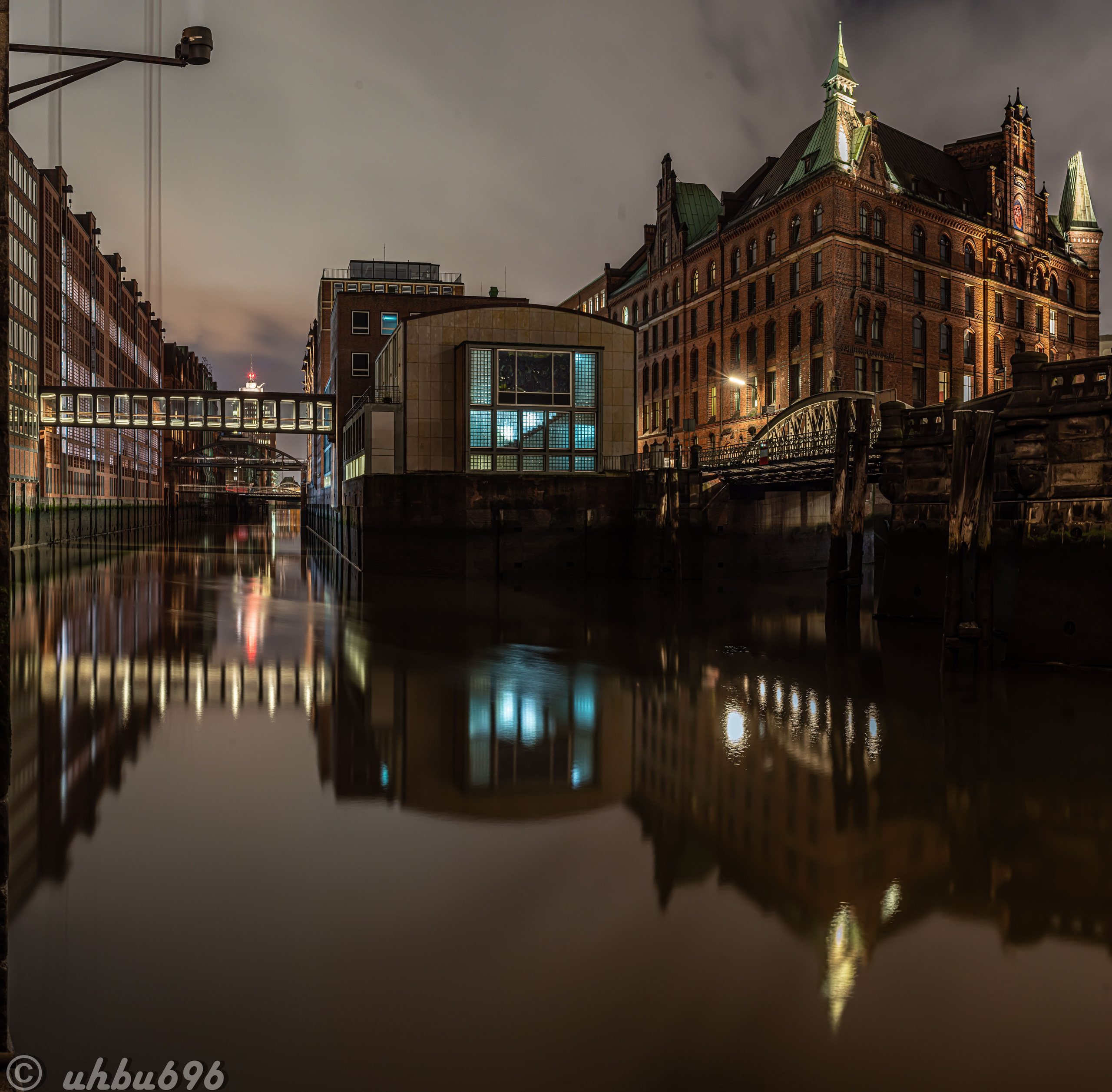 Speicherstadt in Hamburg — Historic Warehouse District by the Water. ReCity — local city news that matter, no noise