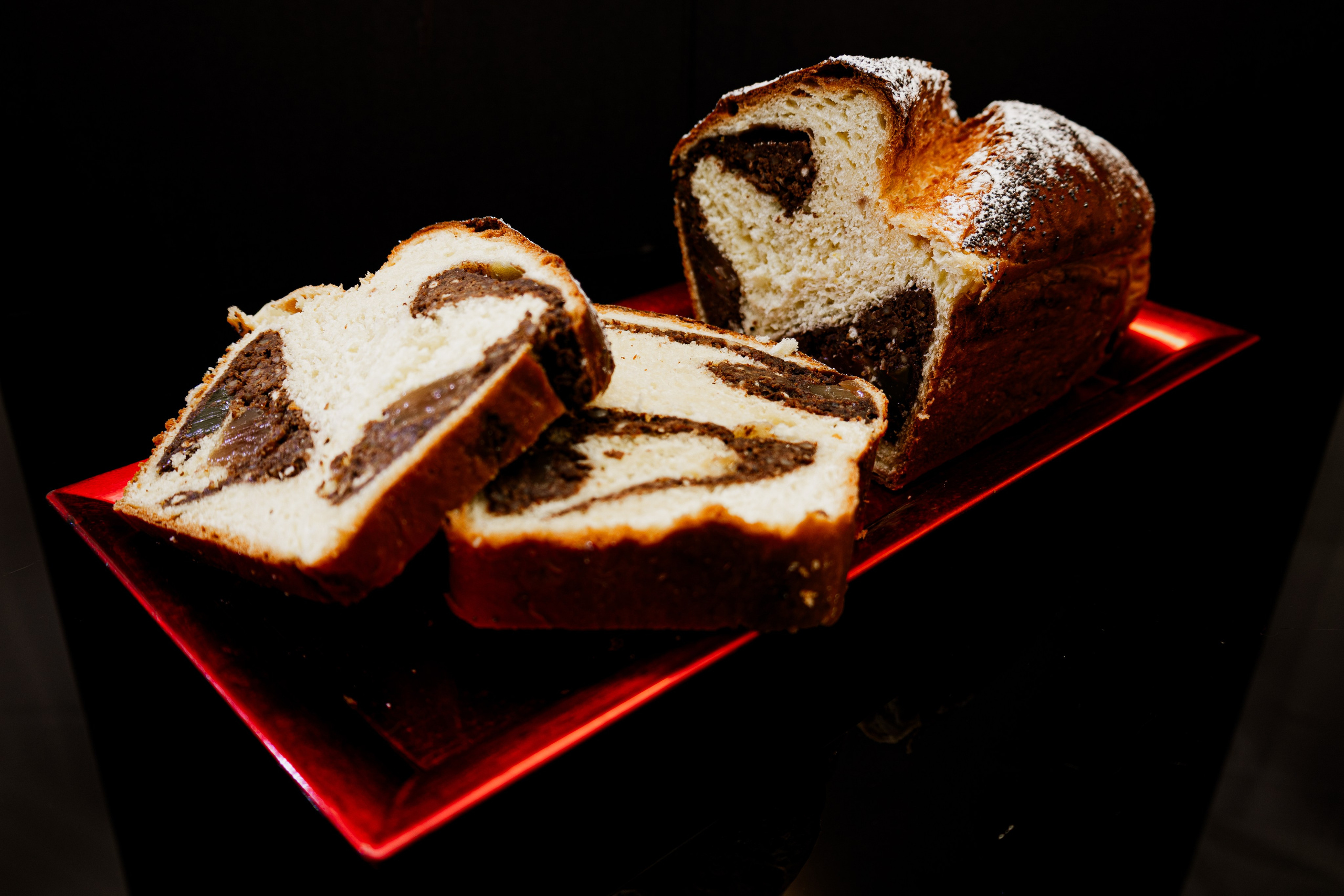 Torturi și alte dulciuri. Fotograf. Lucrez cu oameni, produse și spații. Portret și fotografie creativă. Bacău, România. Lidia Savinoiu