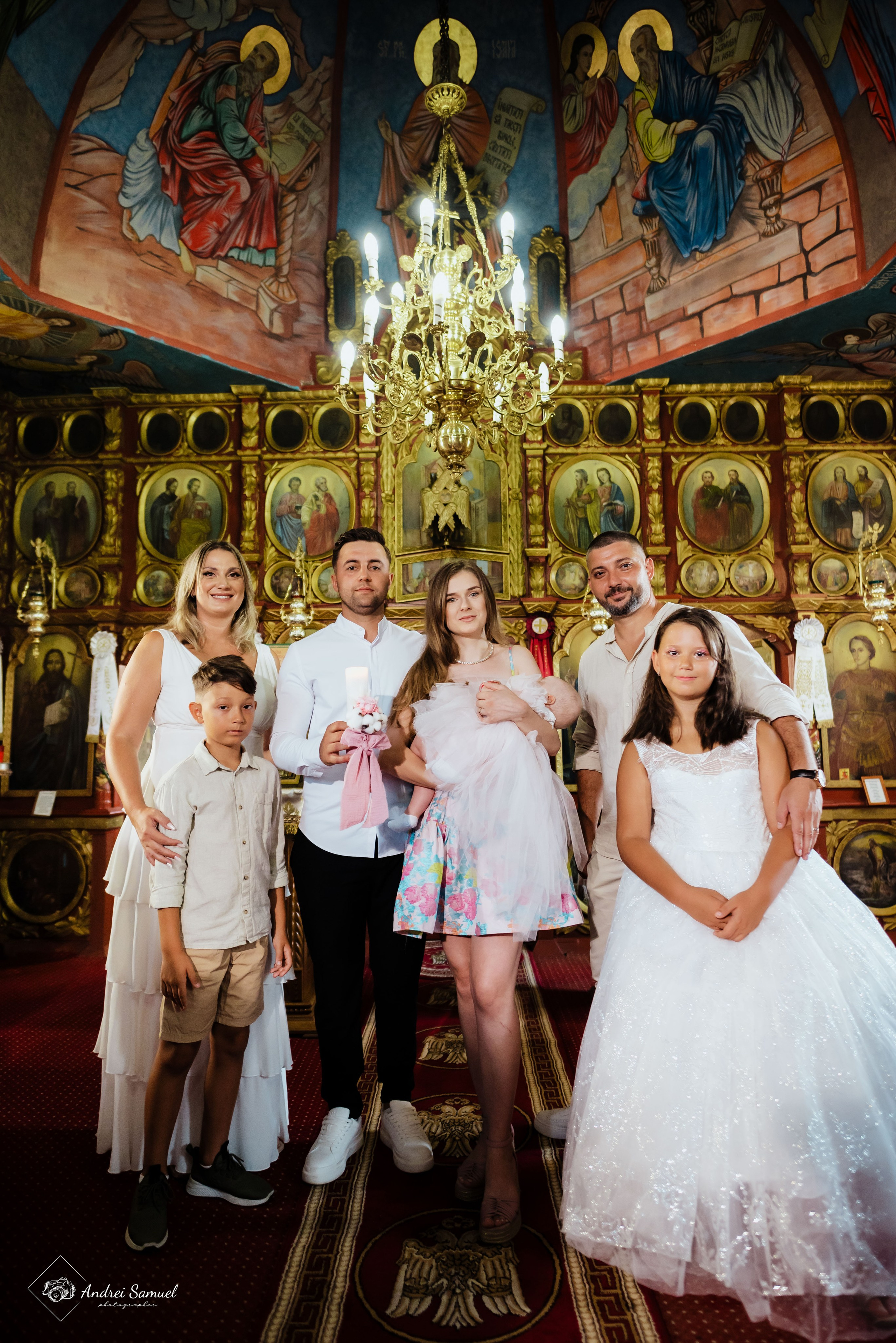 Anais Ioana. Andrei Samuel – Fotograf București | Evenimente, Studio, Imobiliare, Produs