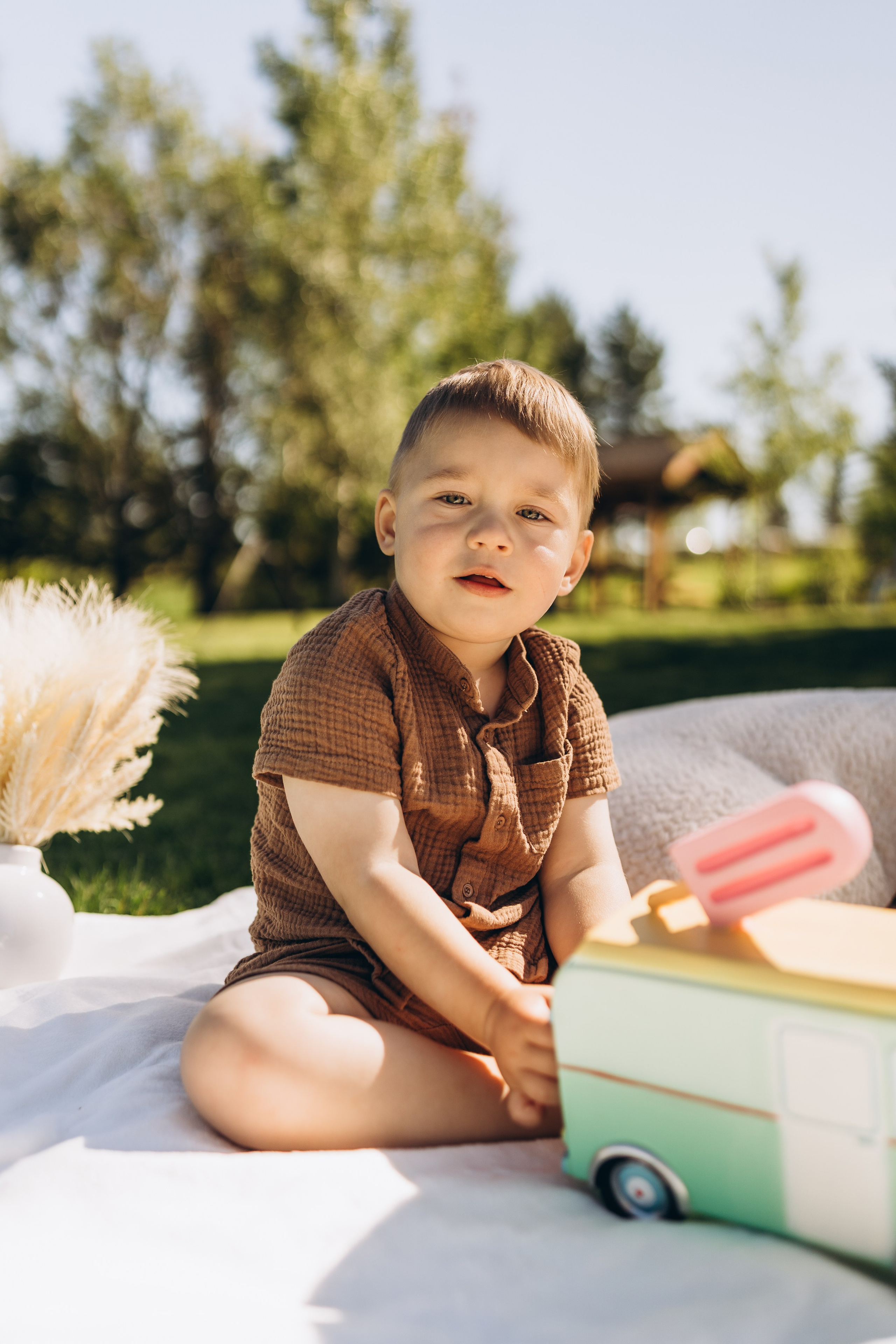 Max. Calgary Wedding & Lifestyle Photographer — Yevhen Polishchuk