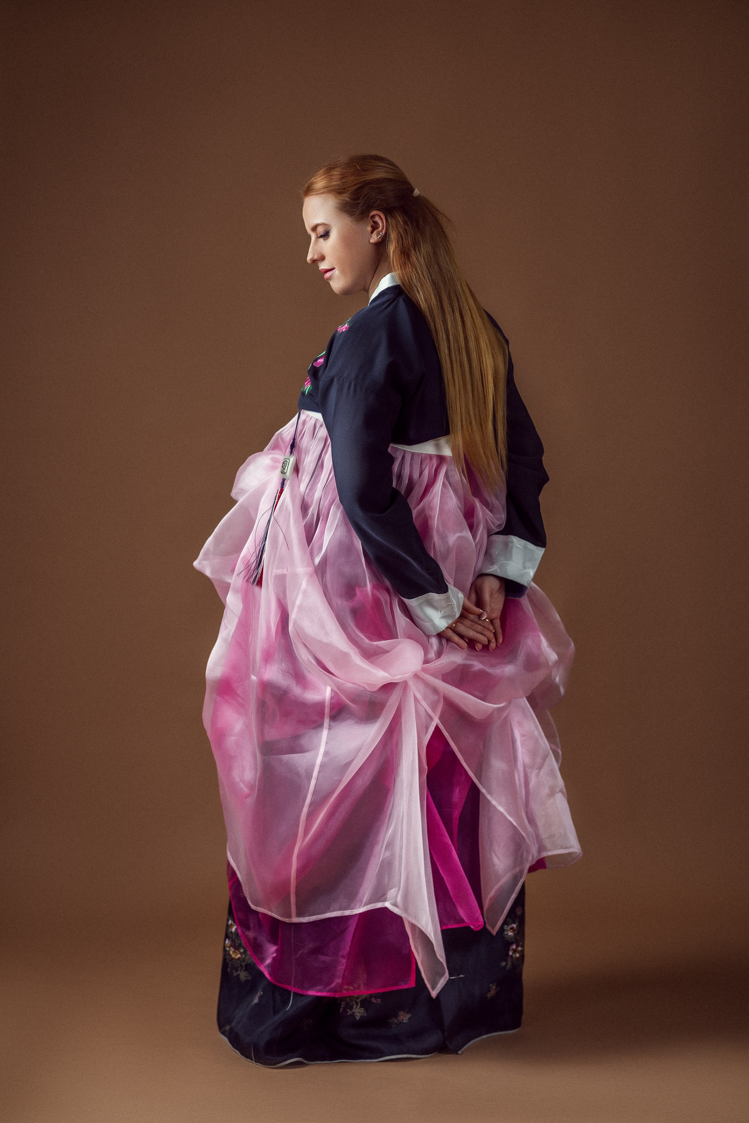 Karina & Hyunjin 20.04.2024. Portree- ja perefotograaf Anton Hansen Tallinnas, Eestis