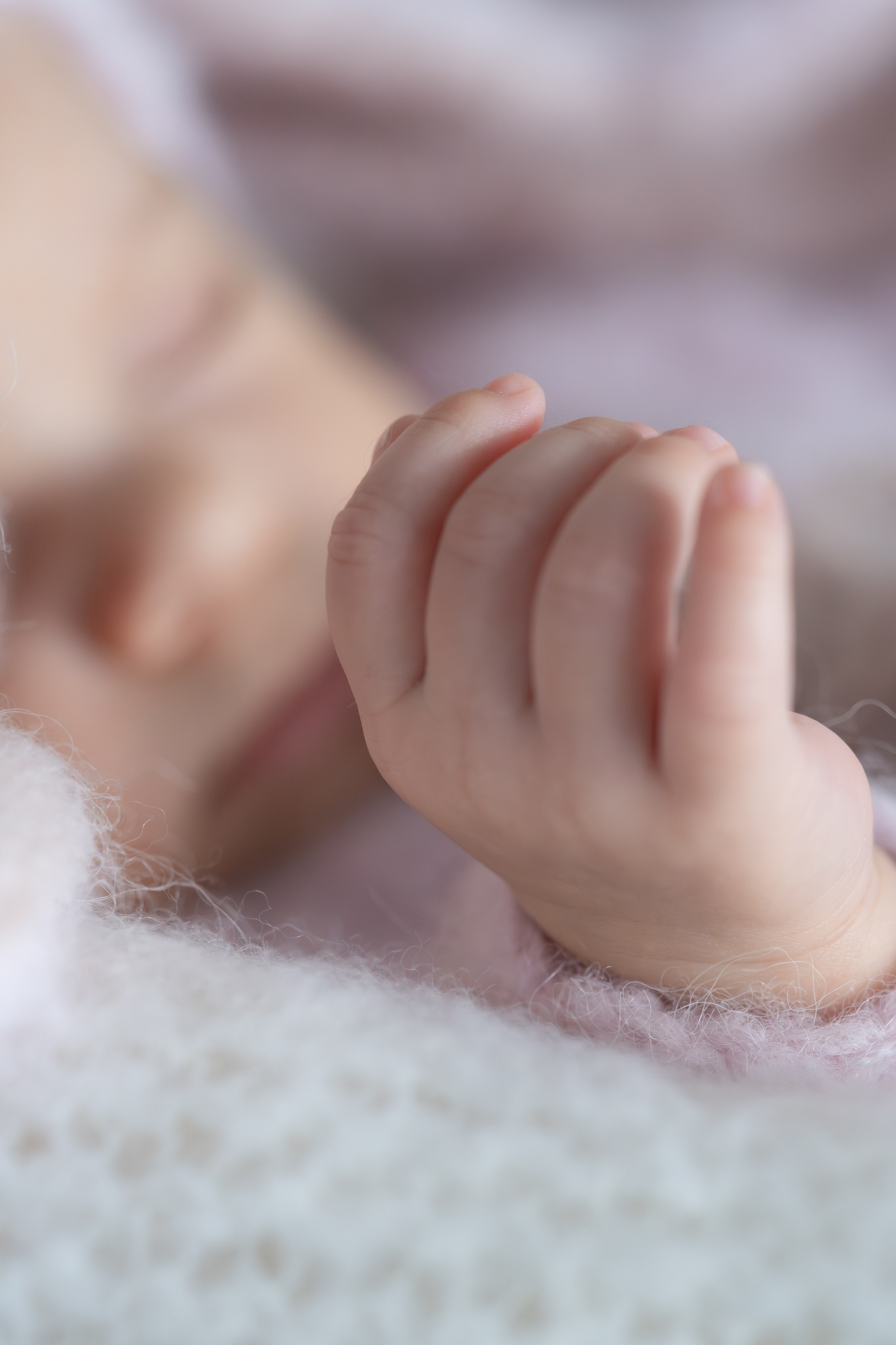 Newborn Photography. Portrait, Family & Lifestyle Photographer in Böblingen & Stuttgart | Ugon Photography