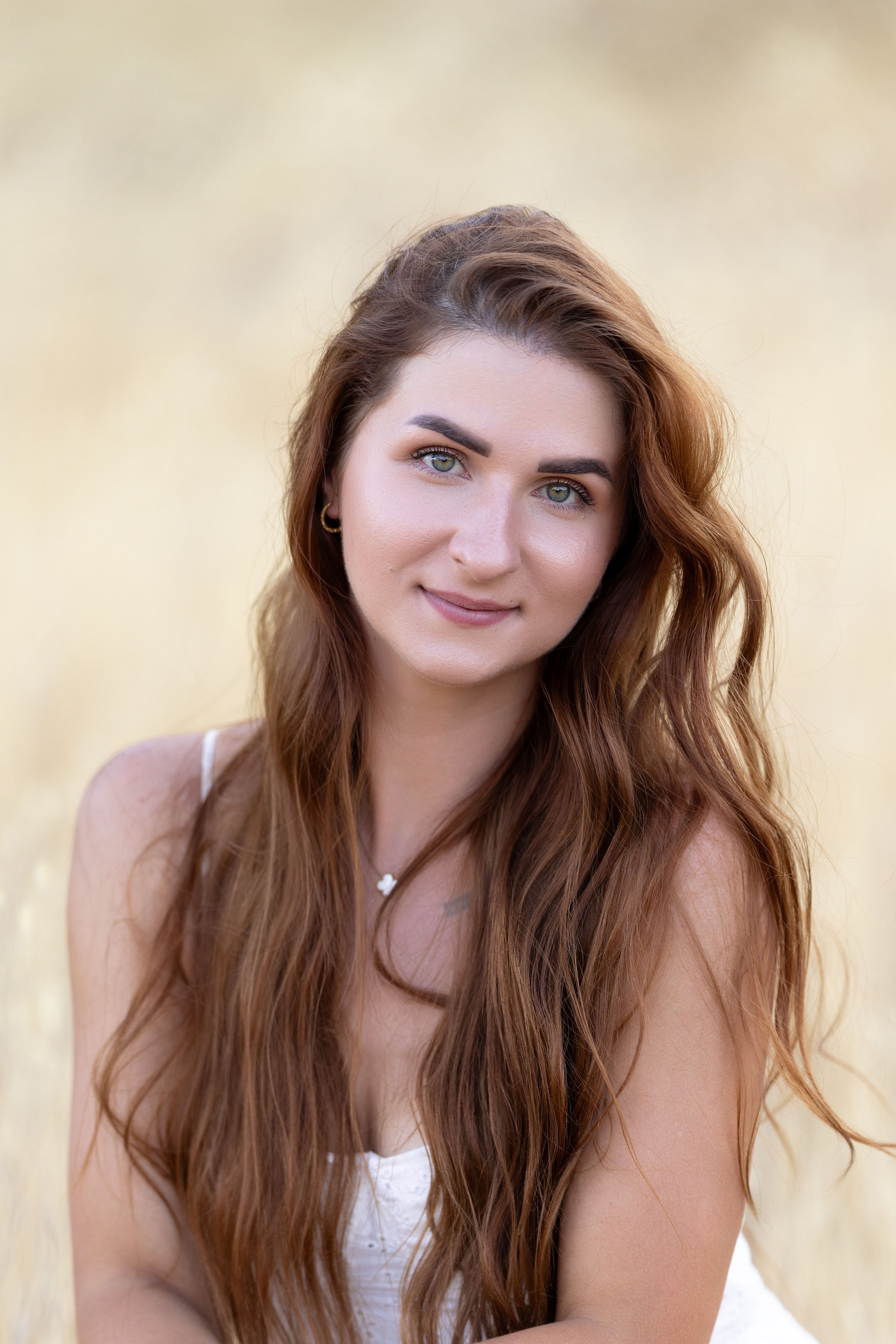 WOMAN. Newborn photographer Sacramento