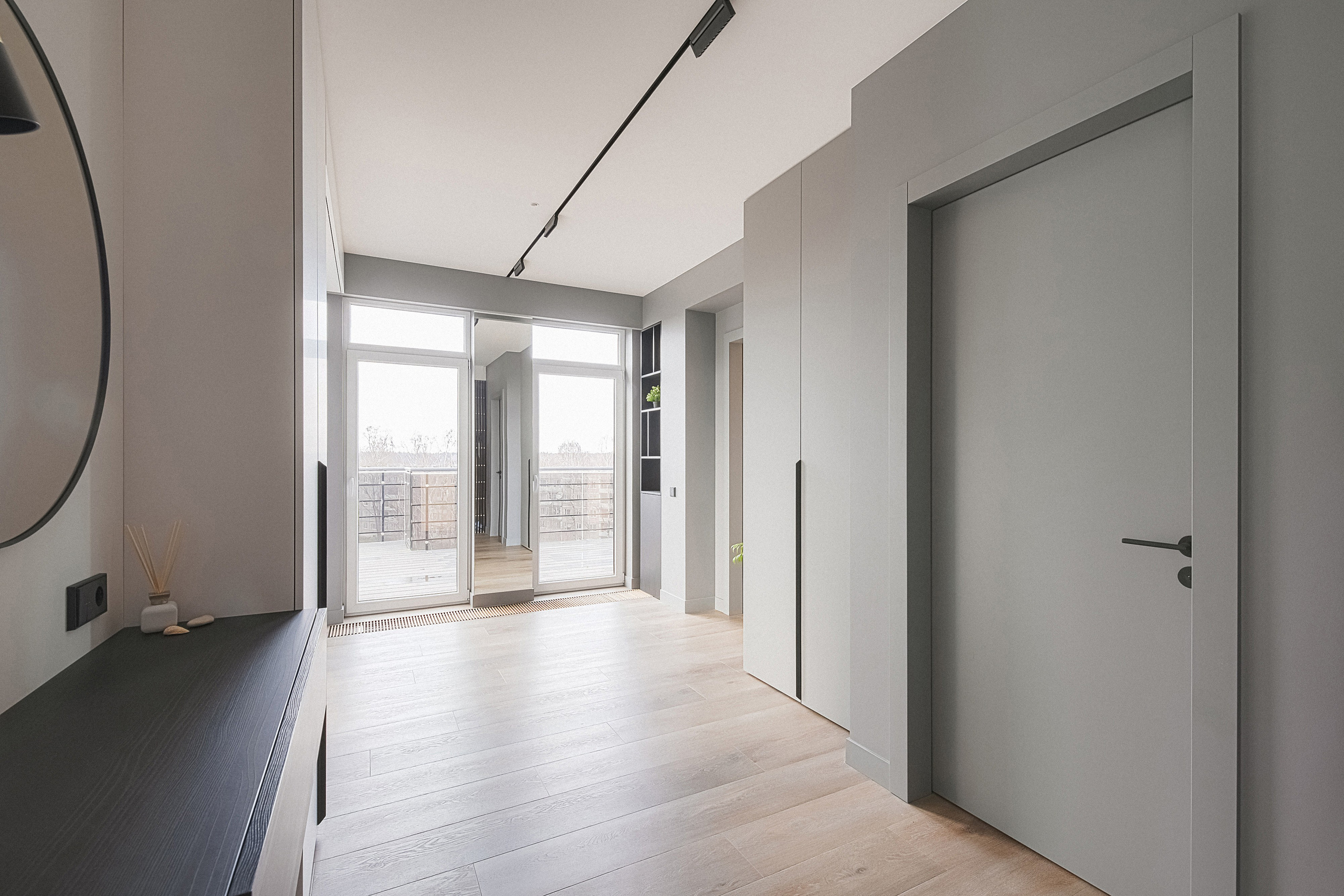 Flat on Buļļu st. Fotogrāfs Rīgā. Gīmenes, individuālās un dažādu produktu fotosesijas