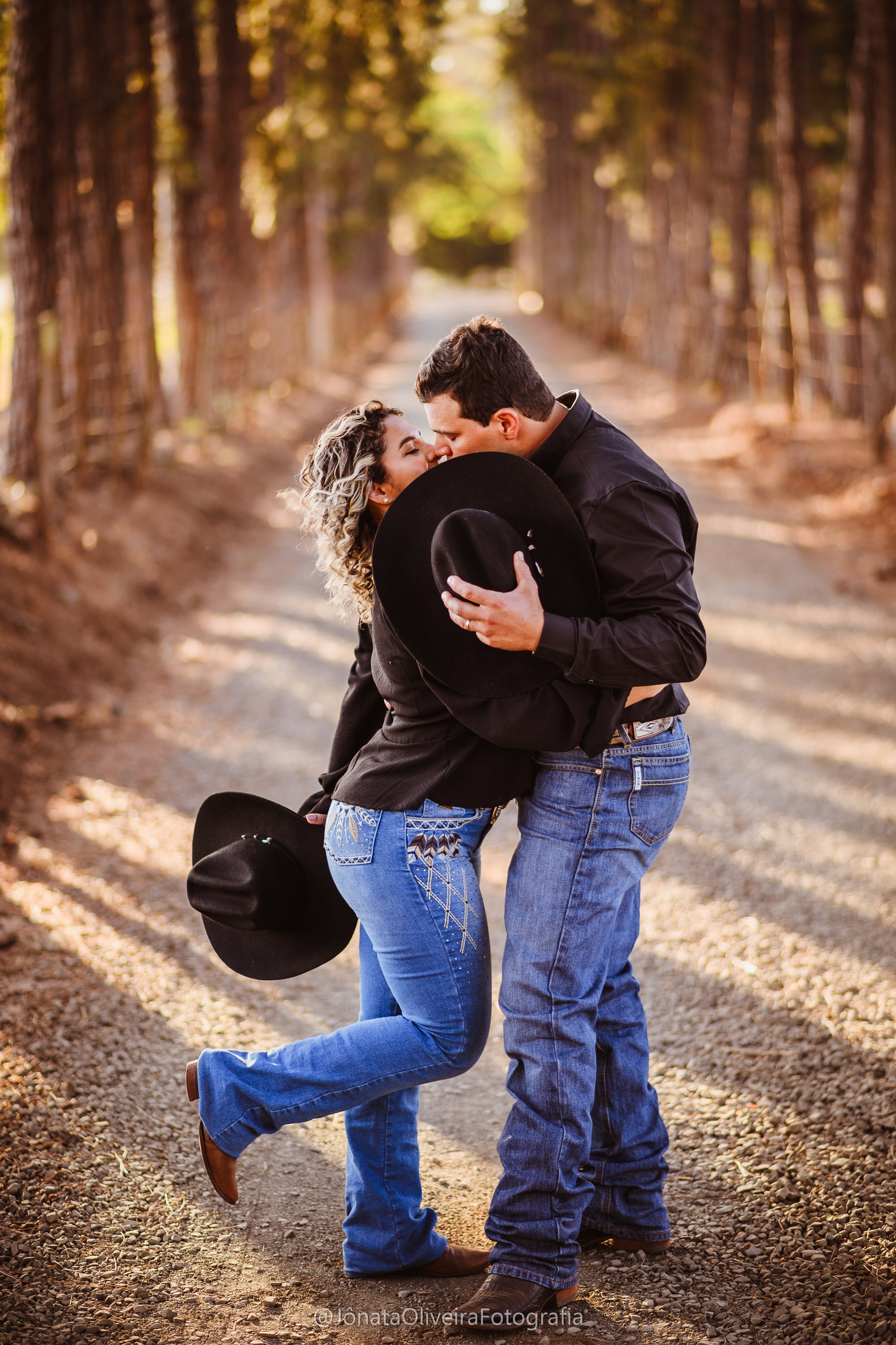 Pre Wedding Luérica e Vinicius. Fotografia de casamentos e ensaios em avaré Jônata Oliveira