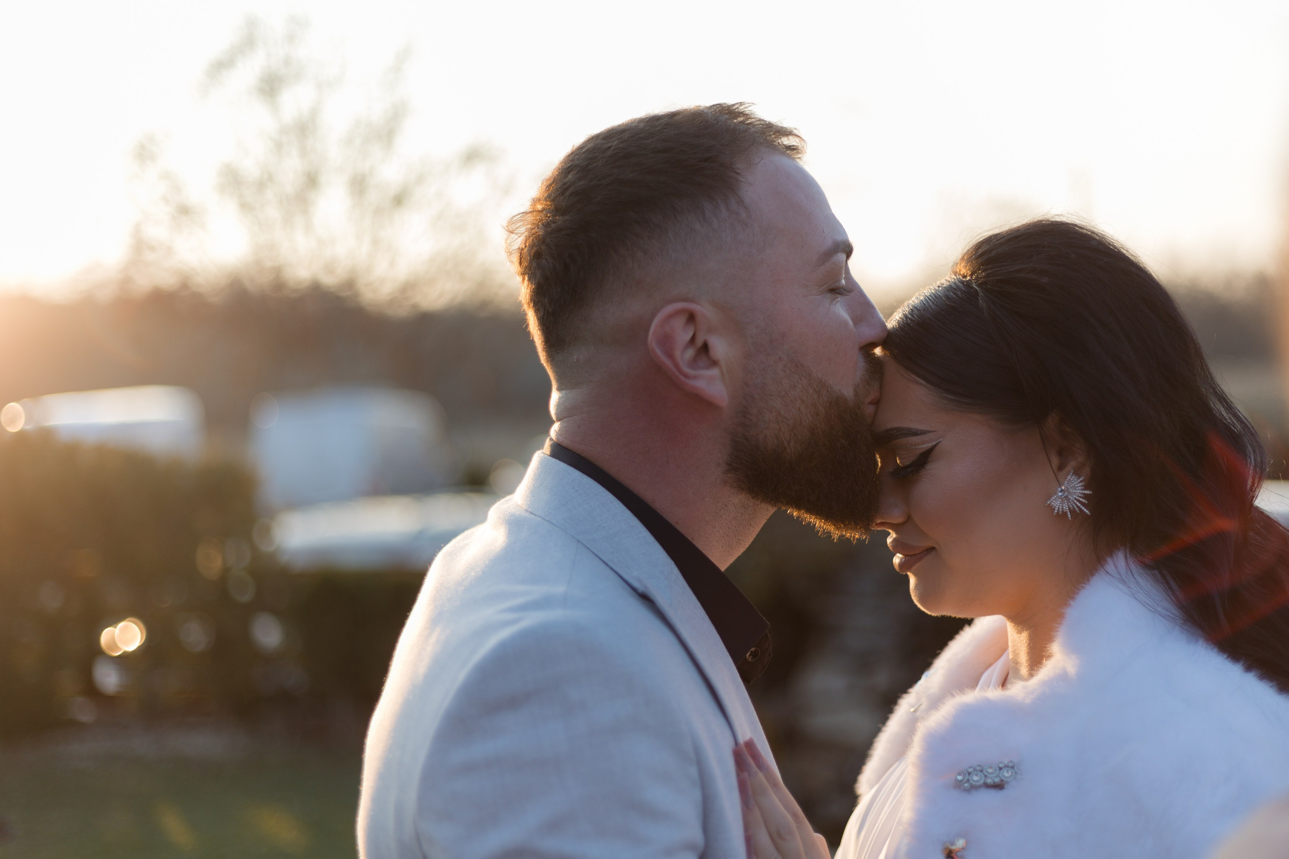 Madalina & Alin. Fotograf si videograf — evenimente si studio