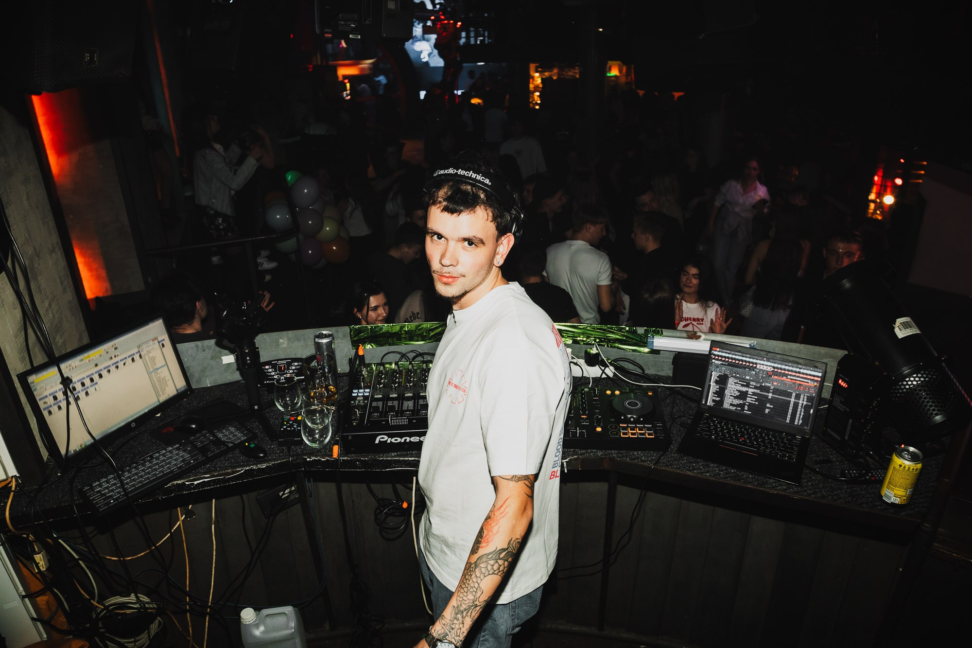 Party. Photo by lenozavra