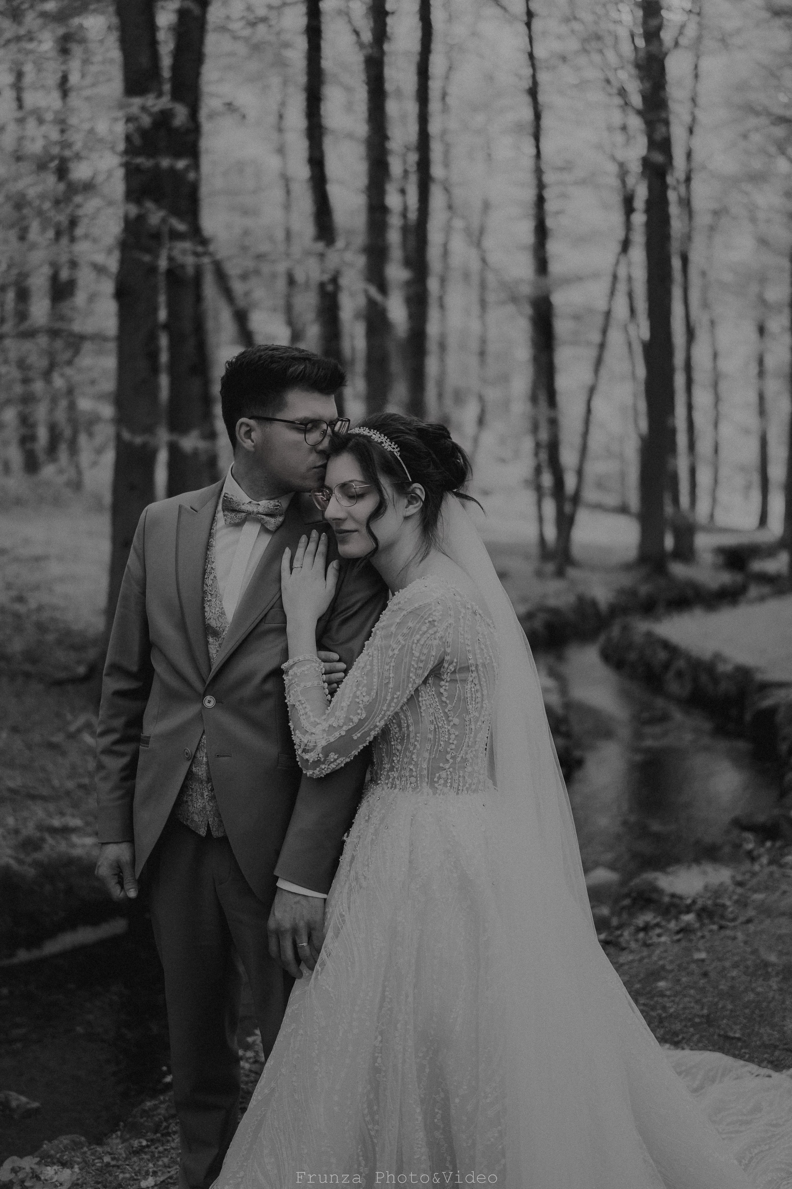 Diana & Cristian / Trash the dress. Foto / Video nunta Deva, Hunedoara