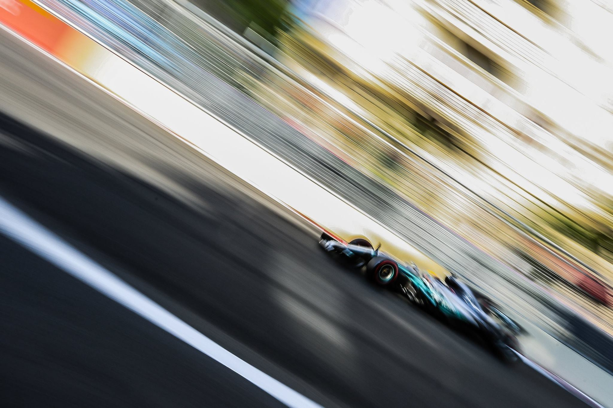 Formula 1 Bakı GP 2017. Bakıda Peşəkar Tədbir, Love Story və Təbiət Fotoqrafı — Elşən Baba