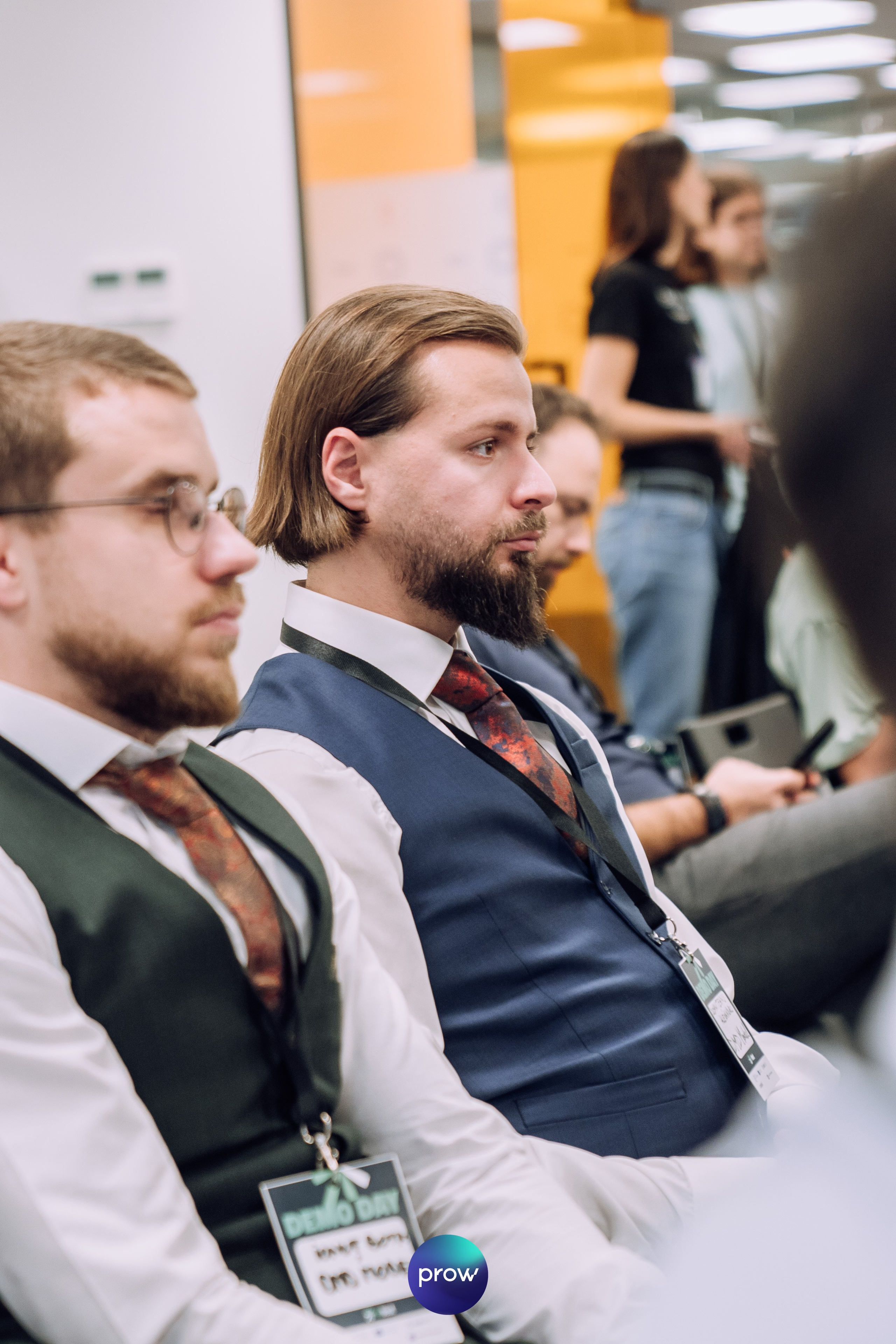 InVest DemoDay @ Cowork. Cozac Cristian Photographer