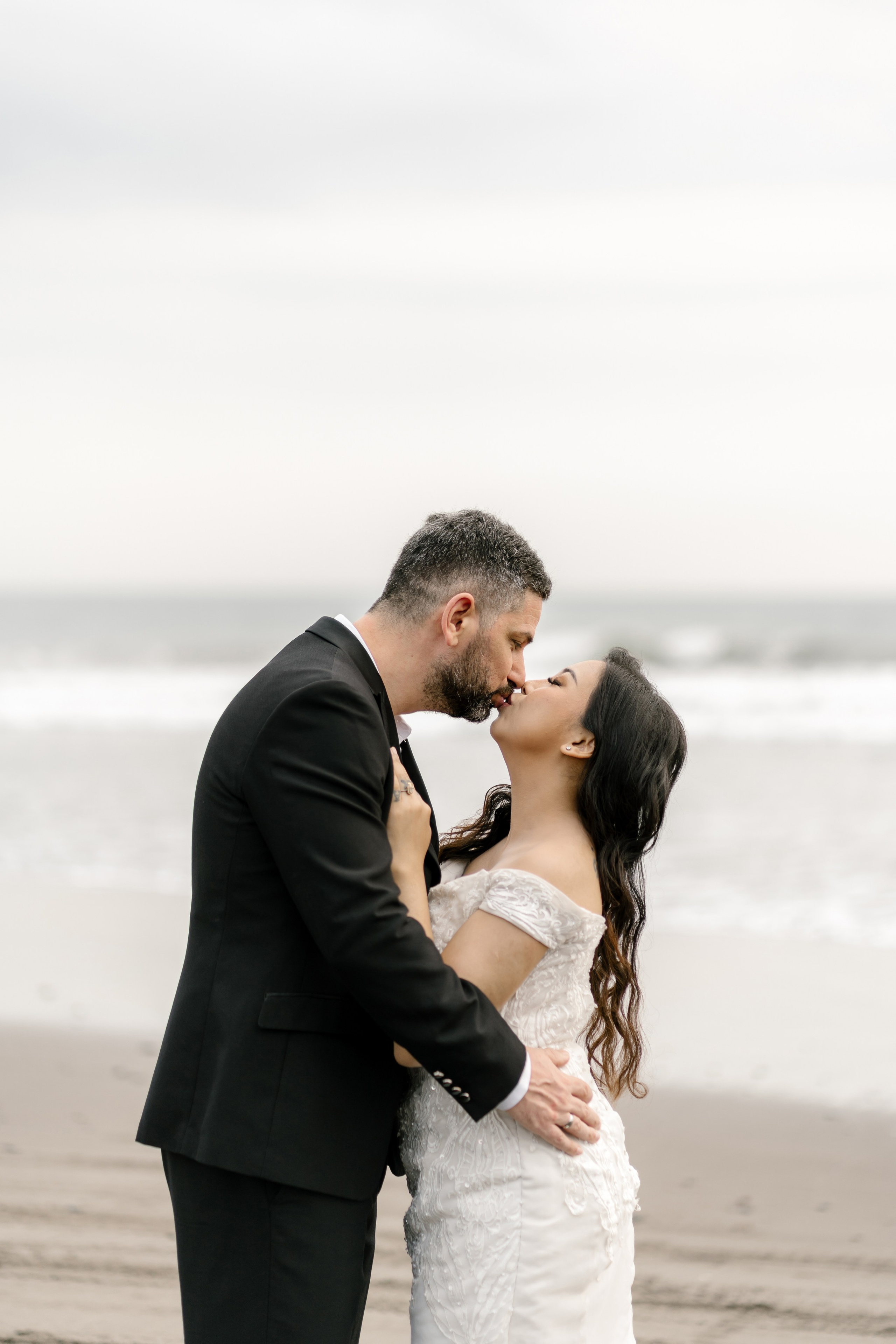 Honeymoon Photoshoot in Bali. Female Photographer in Bali