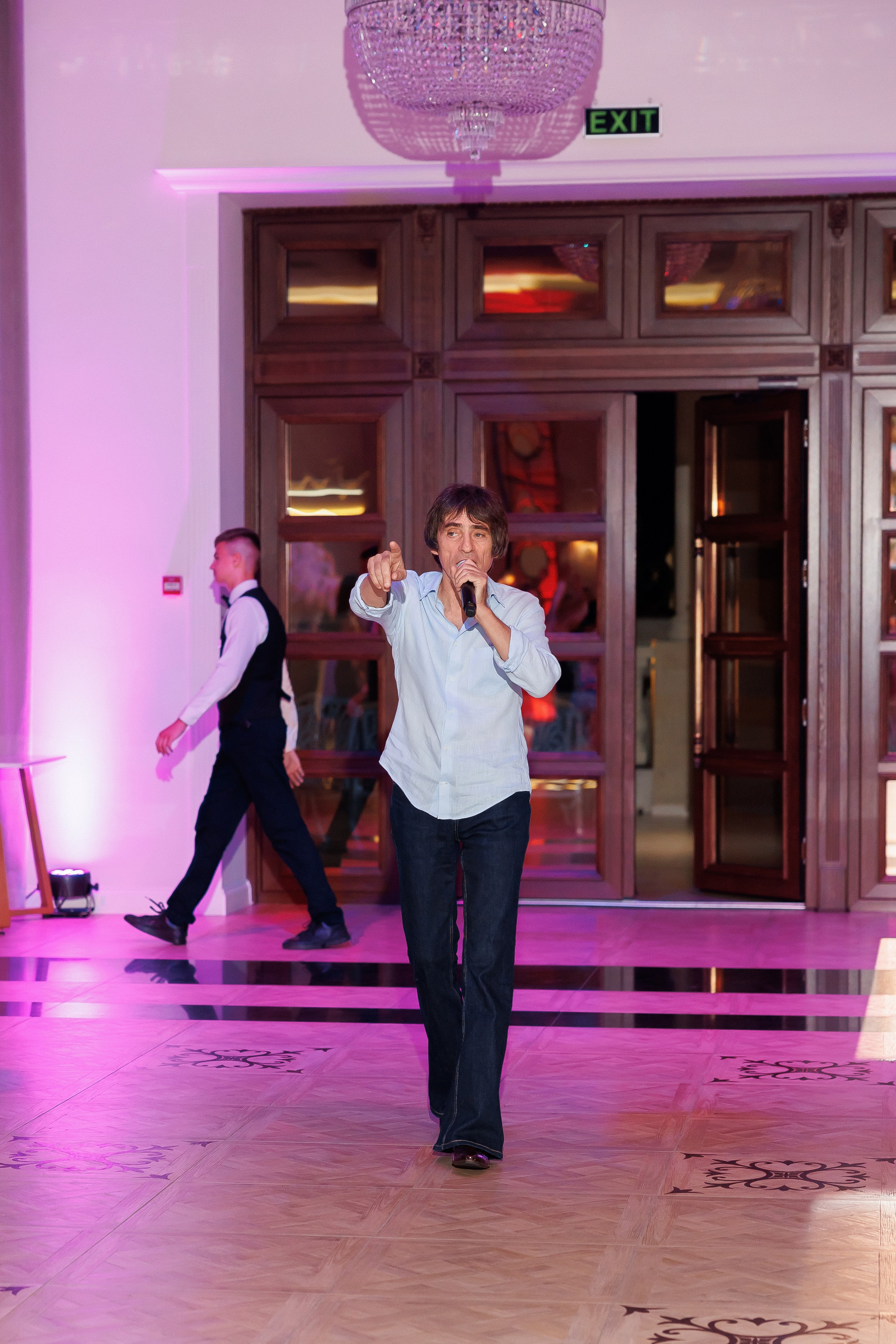 Eugen & Livia — Grand Elysee — Wedding Day. Servicii Foto și Video 067188353