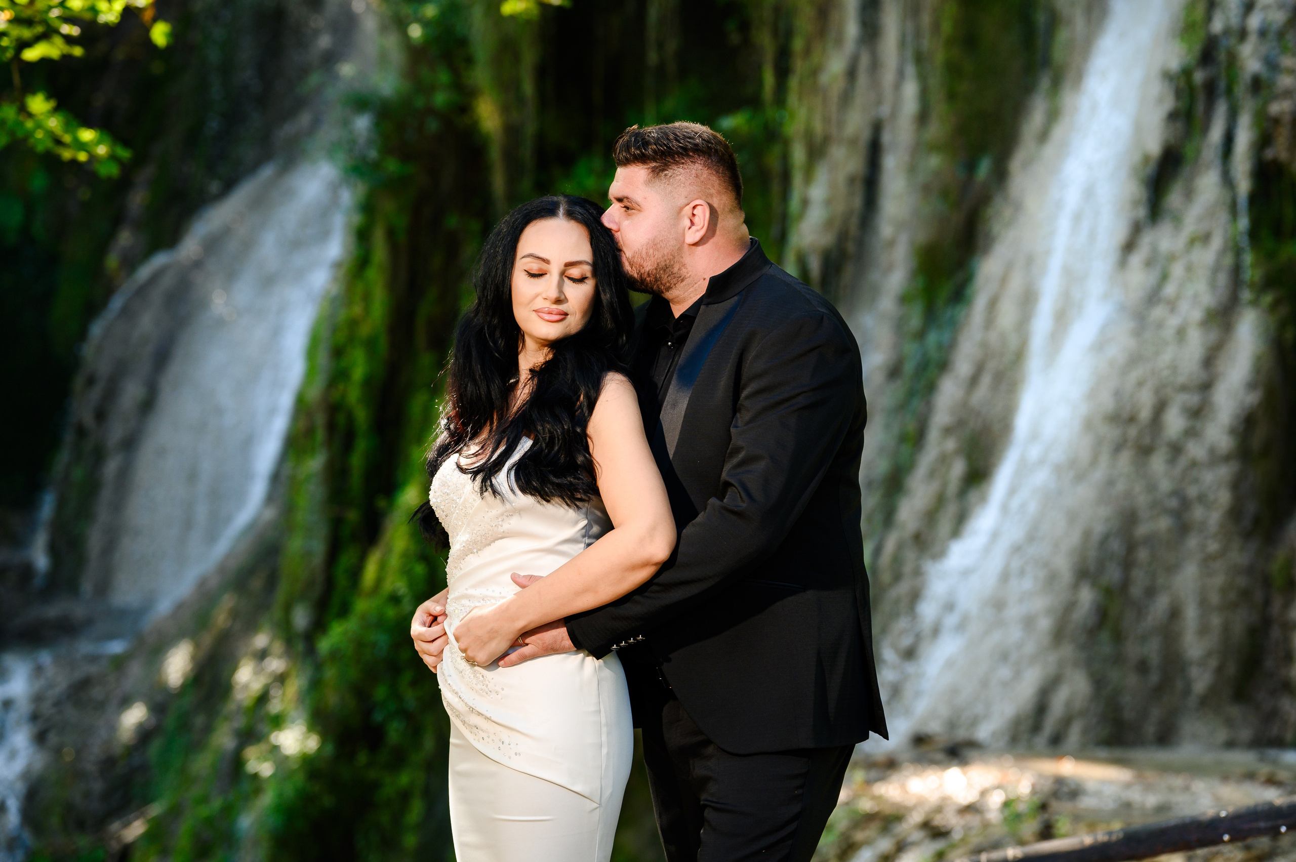 Laura & Cosmin. Mugurel Olteanu Fotograf