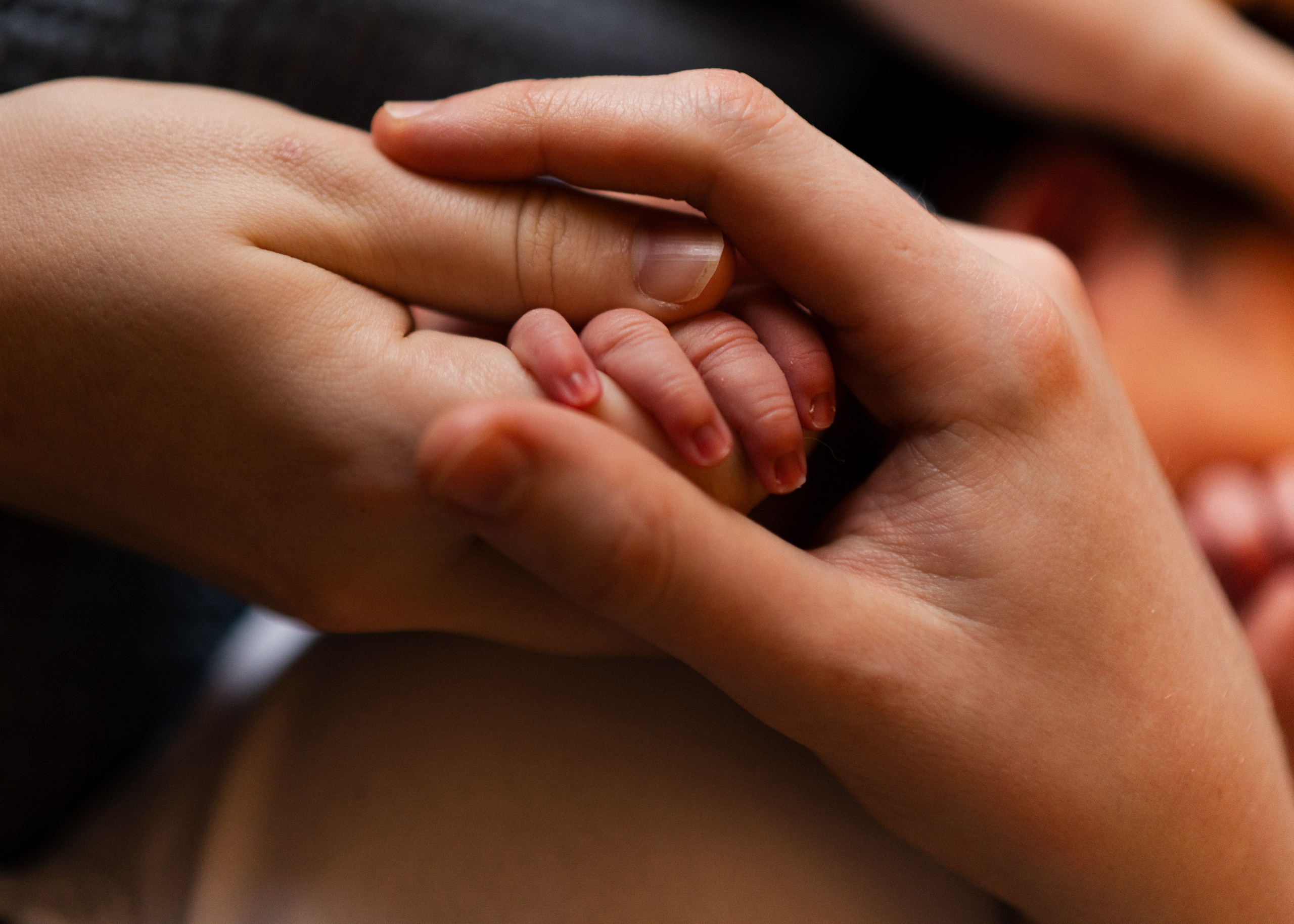 Contact | Newborn & Family Photographer in Newcastle | Yana Balatskaya. Family, Maternity & Newborn Photographer in Newcastle Upon Tyne / Yana Balatskaya