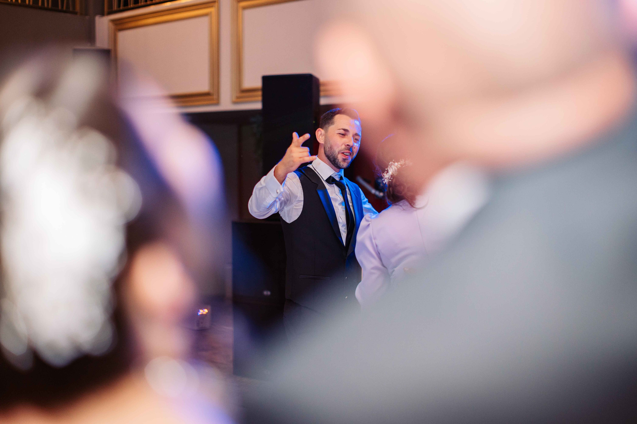 Crenguta & Robert. Contrast Studio