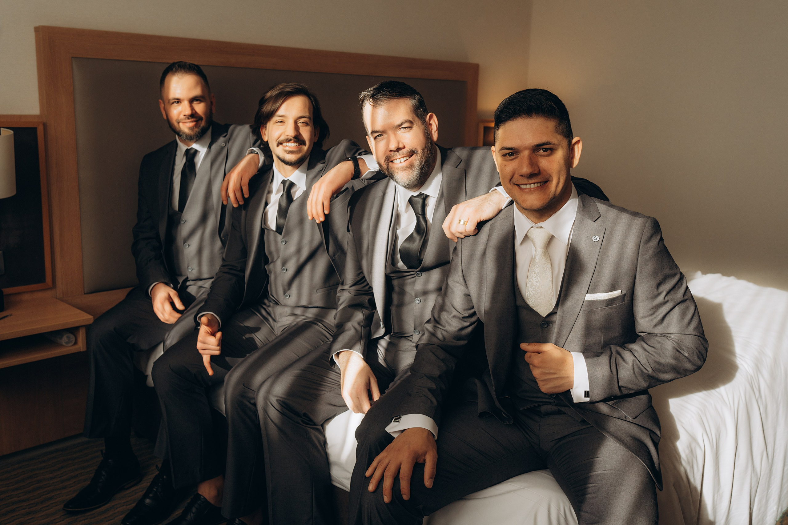 Megan & Oneias. Main