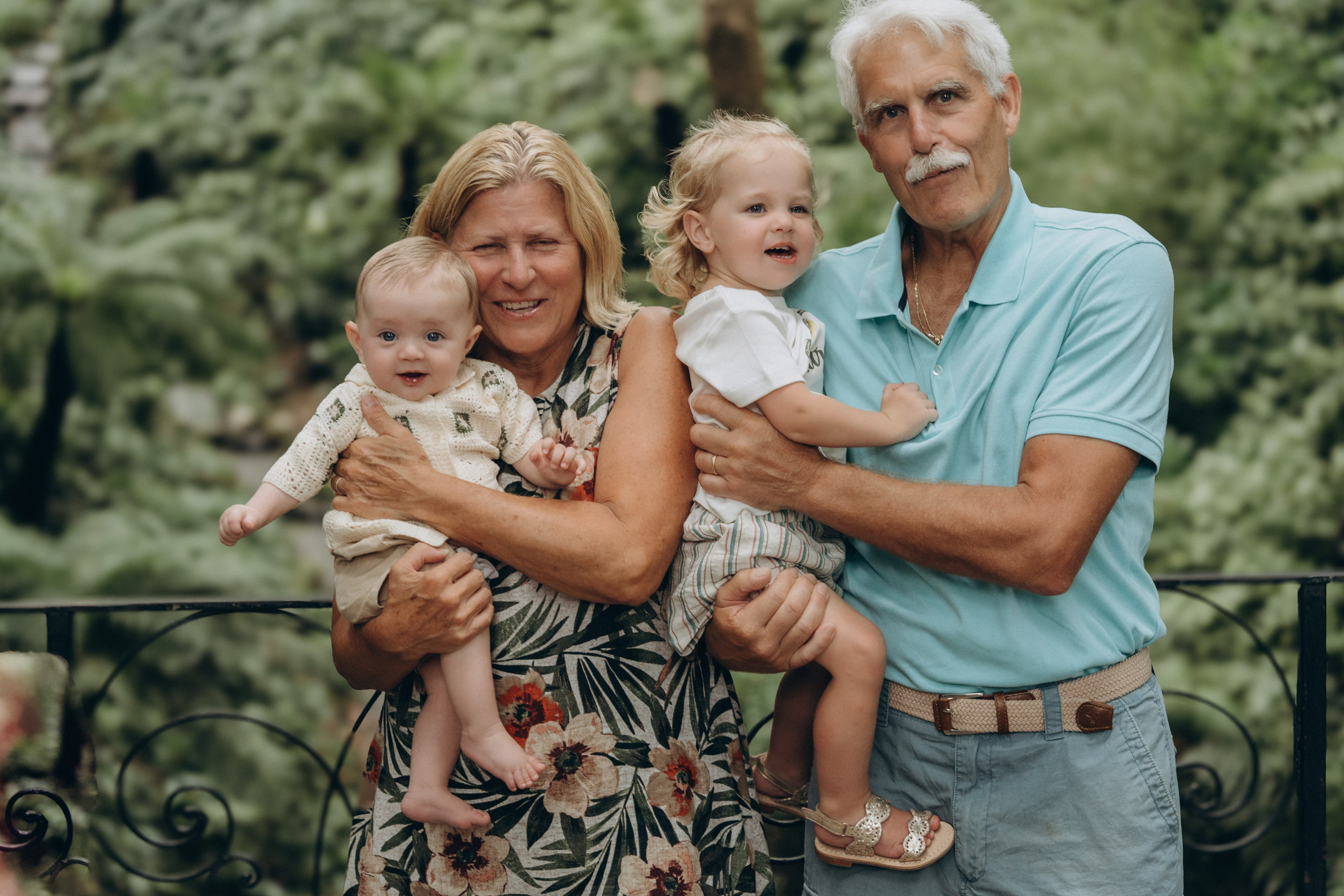 Family moments in Como Lake. PHOTOGRAPHER IN ITALY
