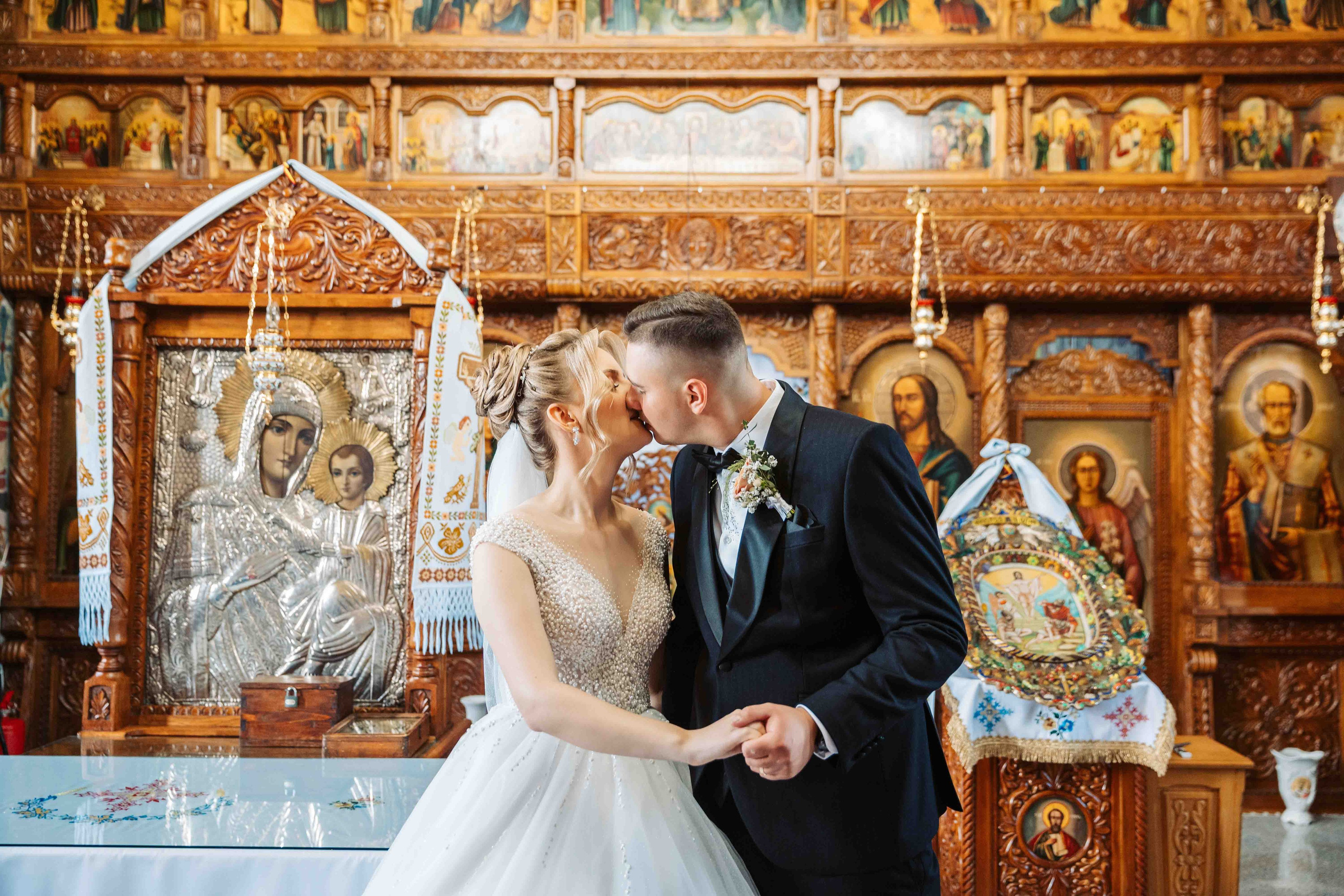 Simona & Florin. Contrast Studio