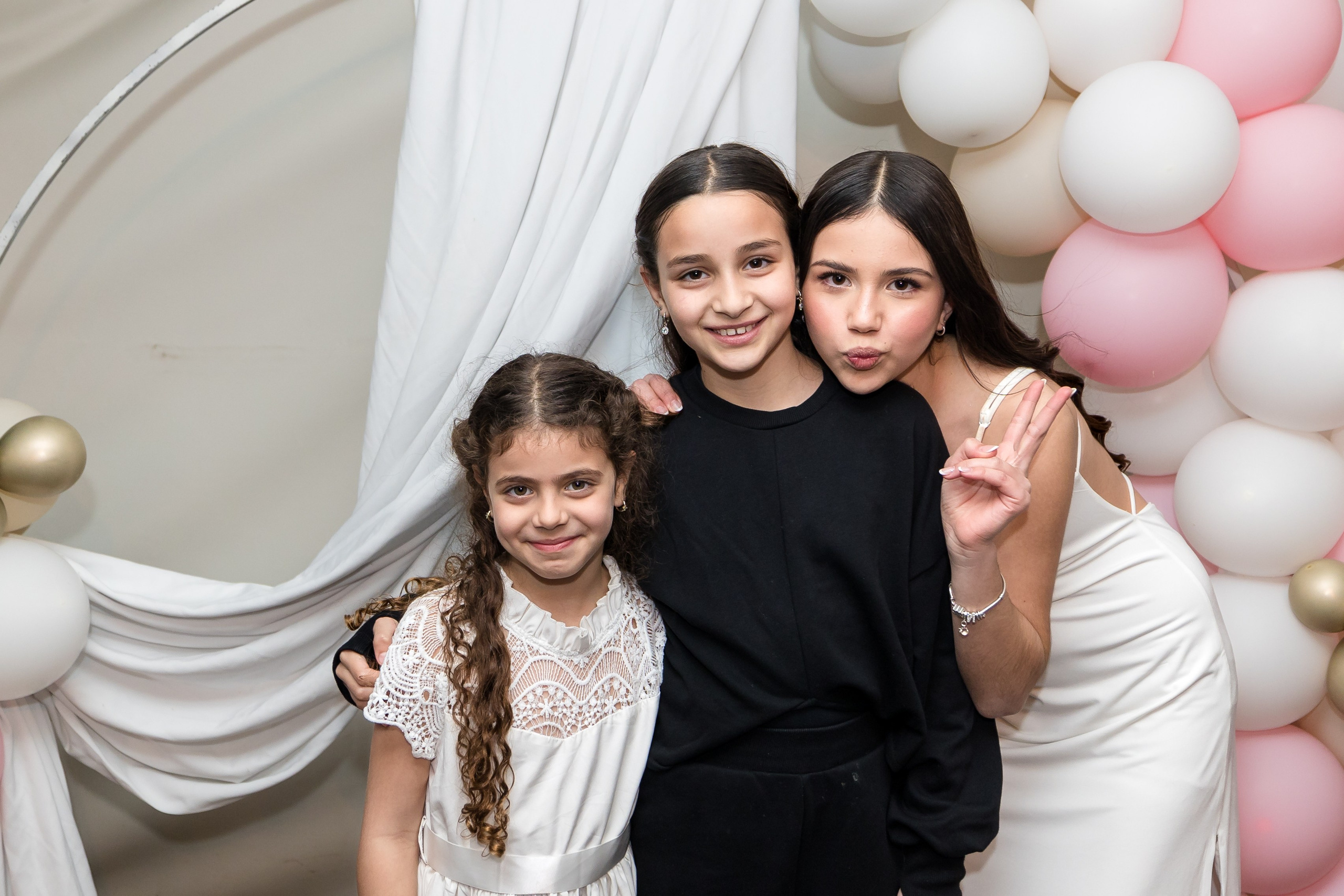 Noya. AMIR BUCHNIK PHOTOGRAPHER