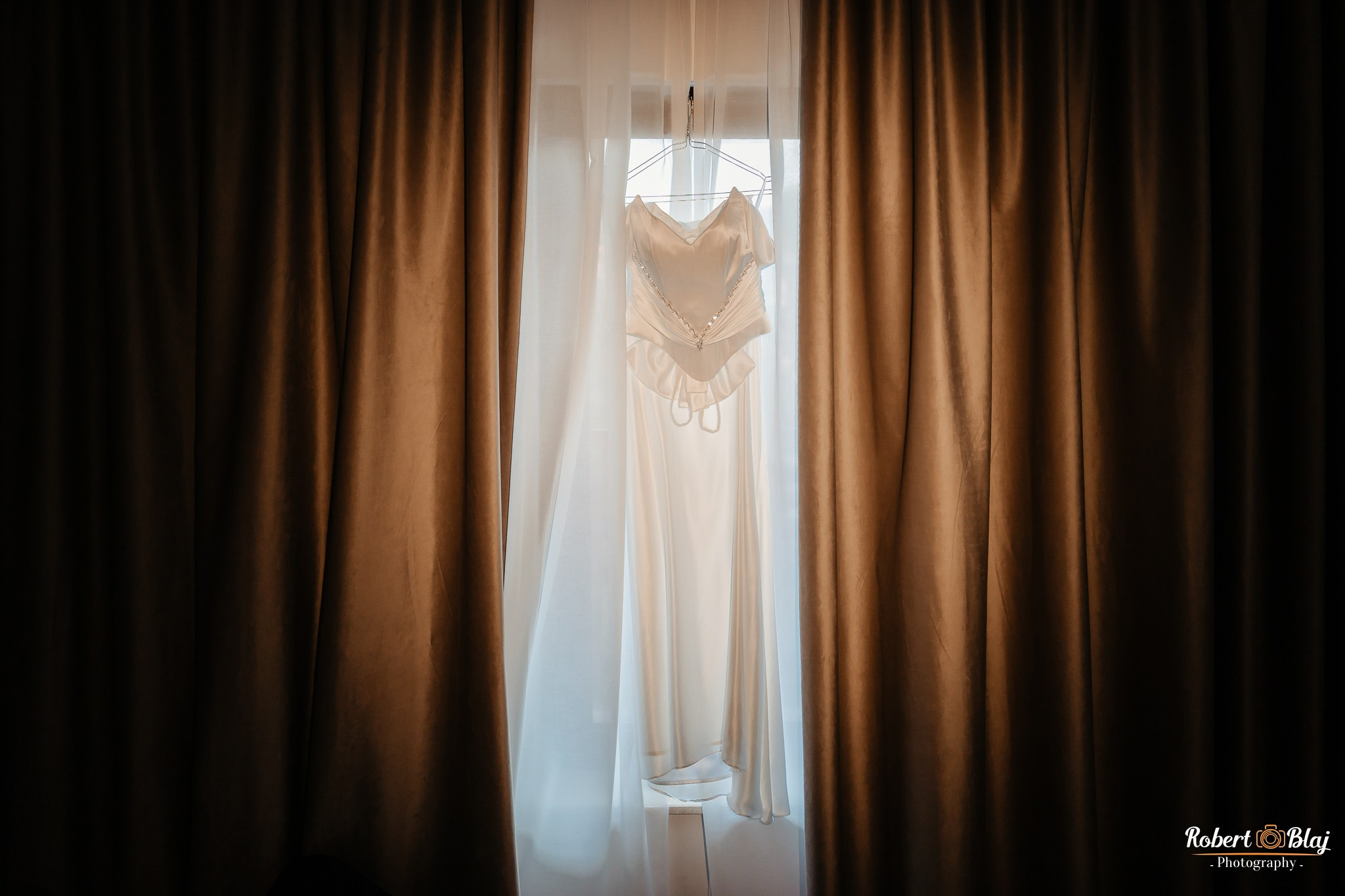 Adina & Daniel. Robert Blaj - Fotograf Nuntă Iași