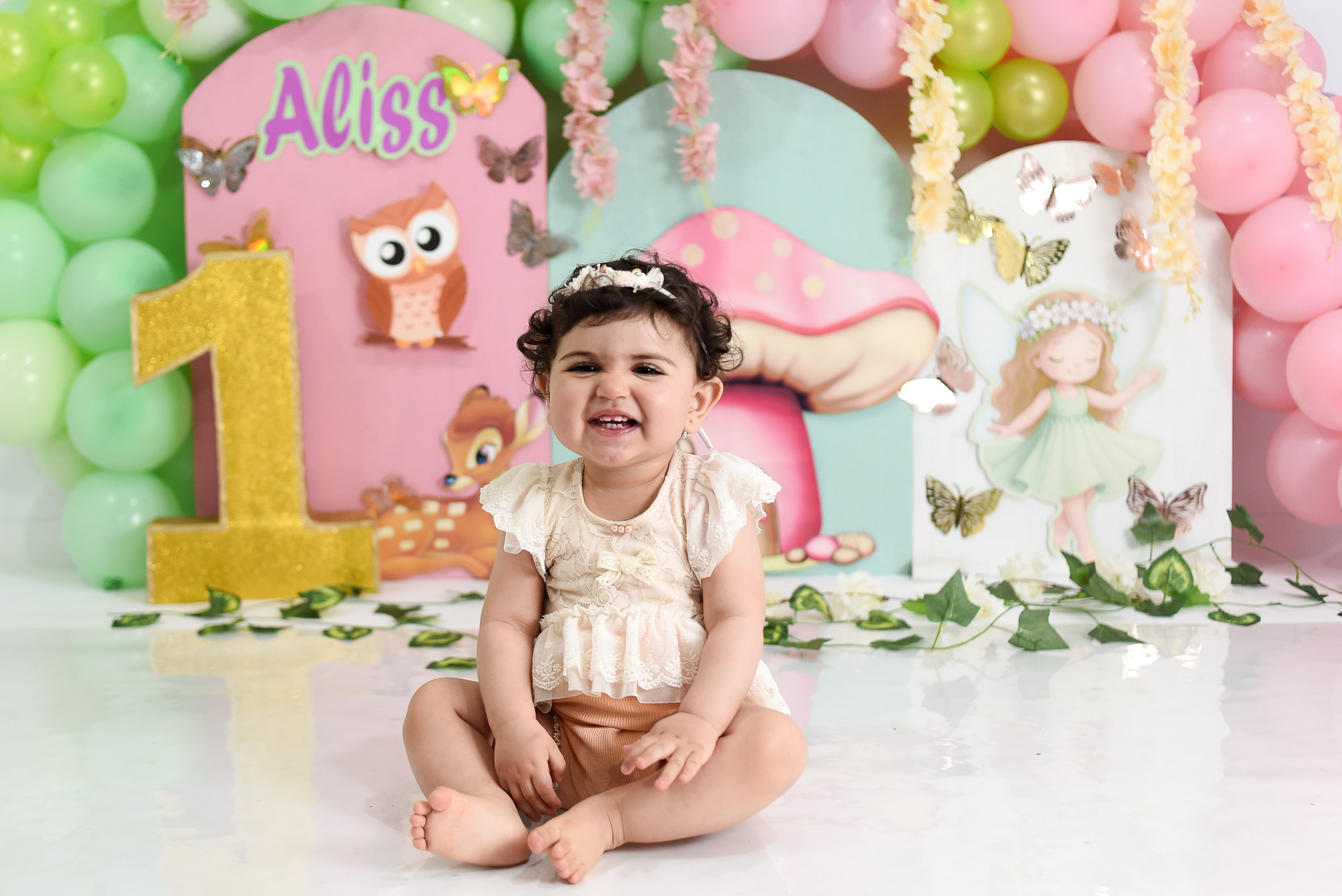 Sesión 1er año de Aliss. Temática: Bosque encantado. Fotografo de casamiento en misiones y fotógrafo de familia  Posadas