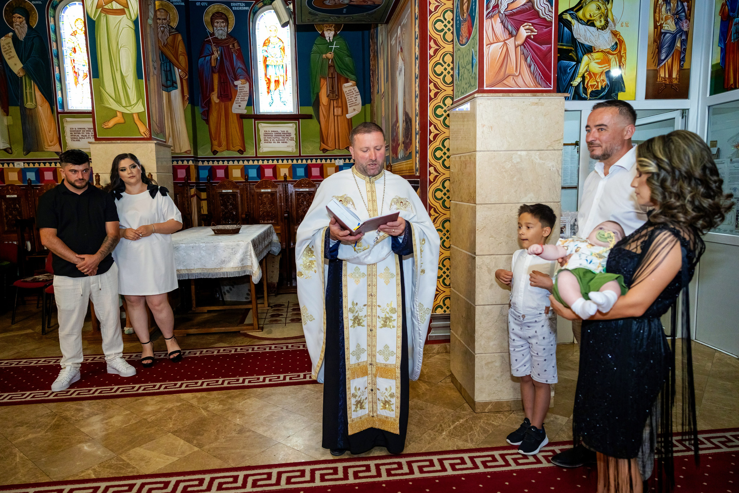 Andrei Damian. Moments By Gub