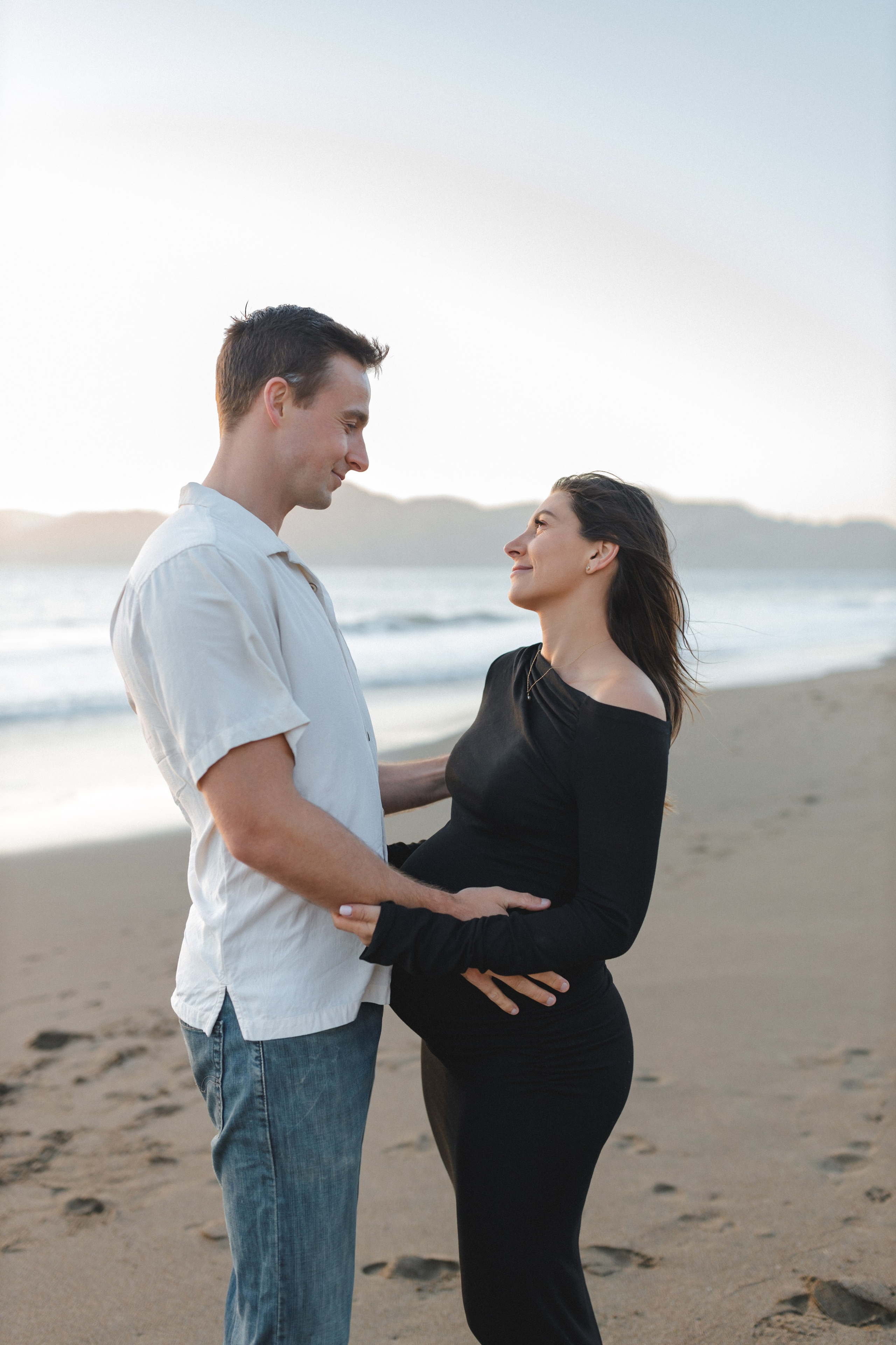 New Beginnings at Baker Beach. Maternity, newborn photographer in the Bay Area|Iryna Rakivnenko