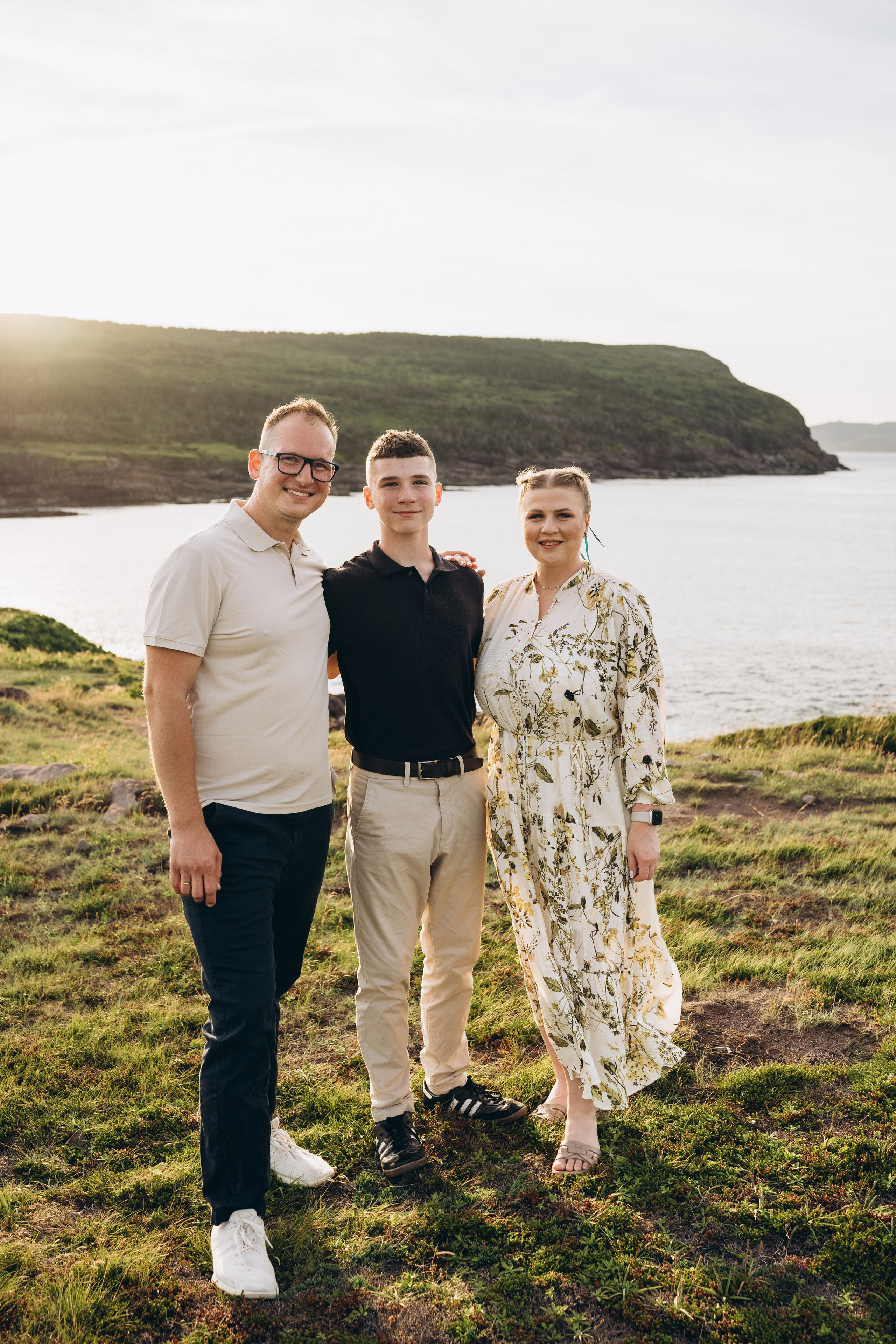 Anna & fam. Calgary Wedding & Lifestyle Photographer — Yevhen Polishchuk