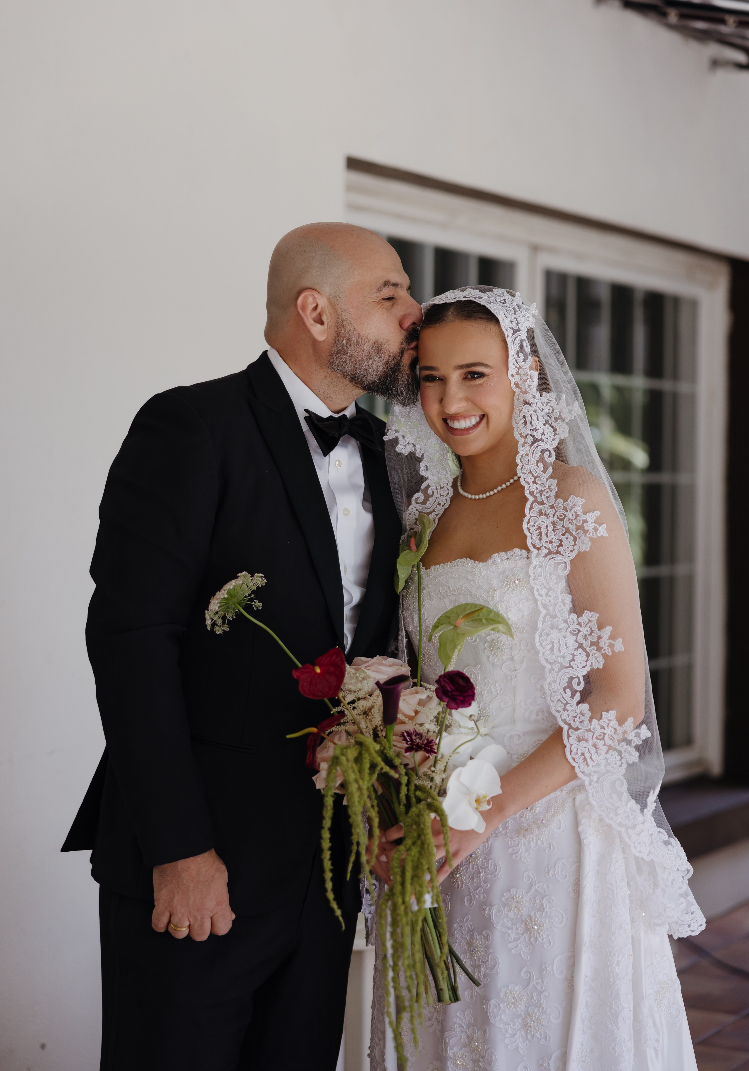 Reys wedding at Lake Lucy. Photographer Anastasia Nagibina
