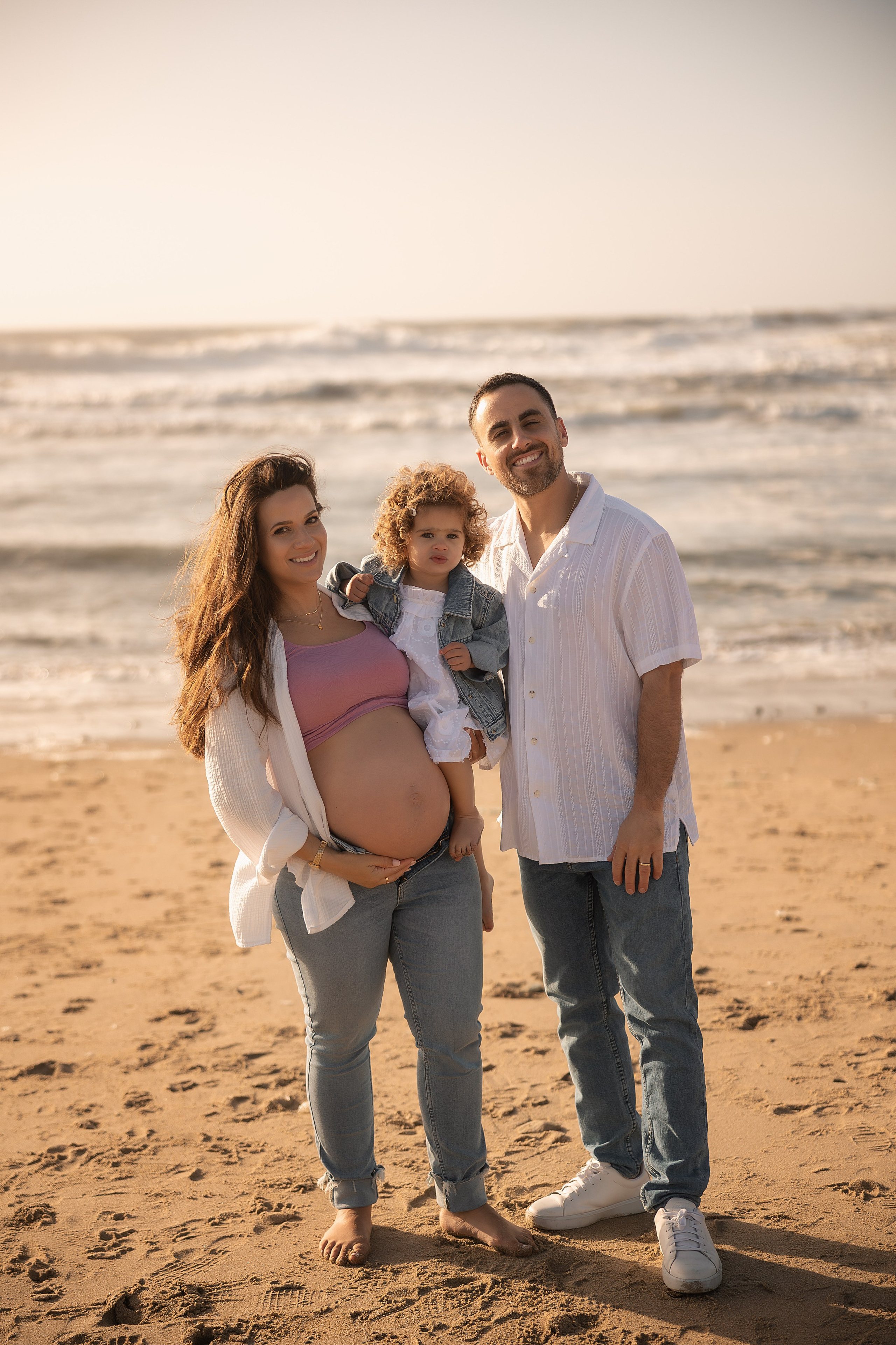 FAMILY & MATERNITY PHOTOGRAPHY. Couples & Families photographer in Bay Area, San Jose, California