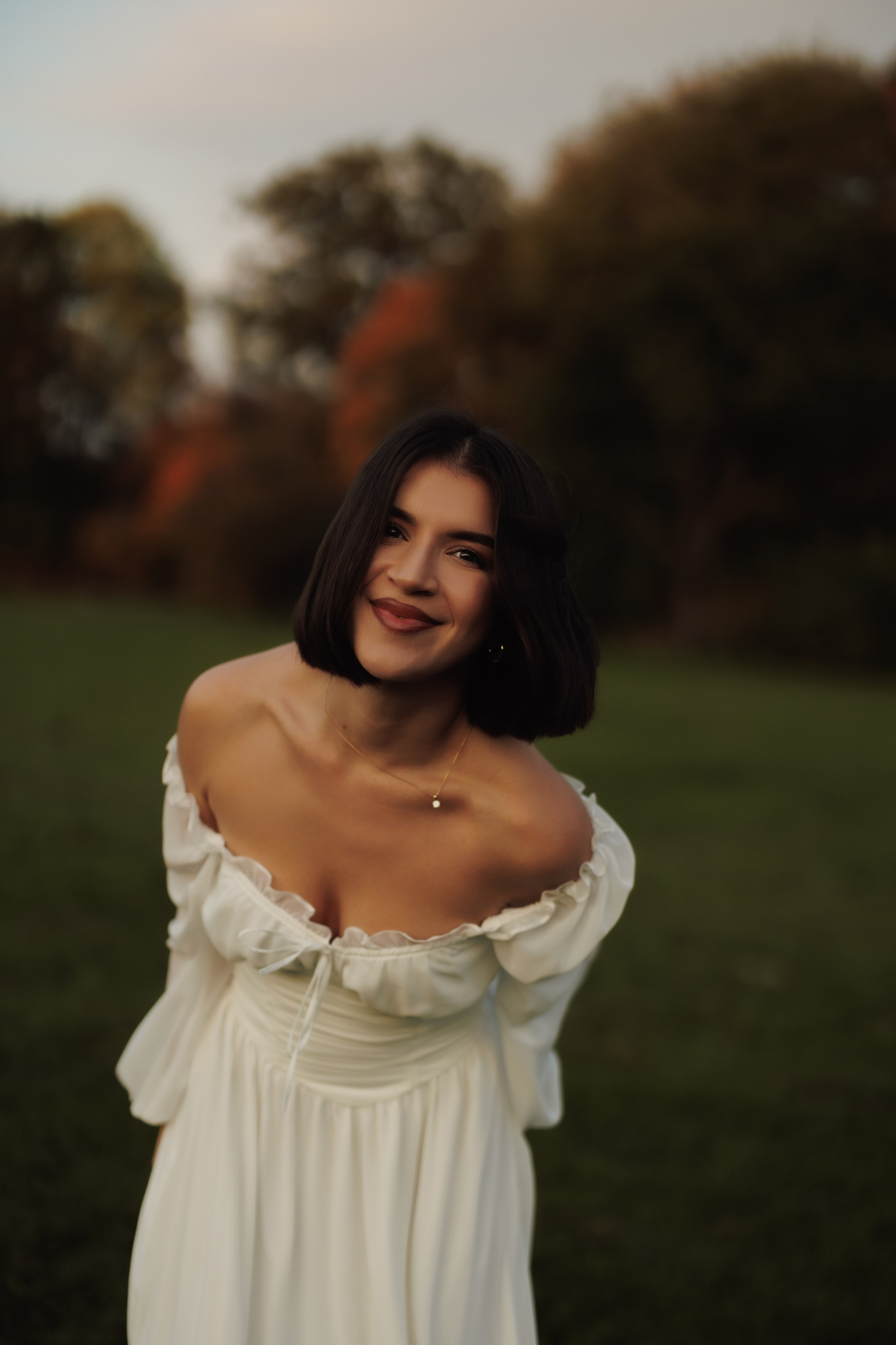 Autumn Park Photoshoot | Woman in White Dress. Cinematic&Elegant Portraits by Kristina Kozheltsova. Kristina Kozheltsova- Soulful Portrait&Lifestyle&Love Story Photographer in Leipzig, Germany