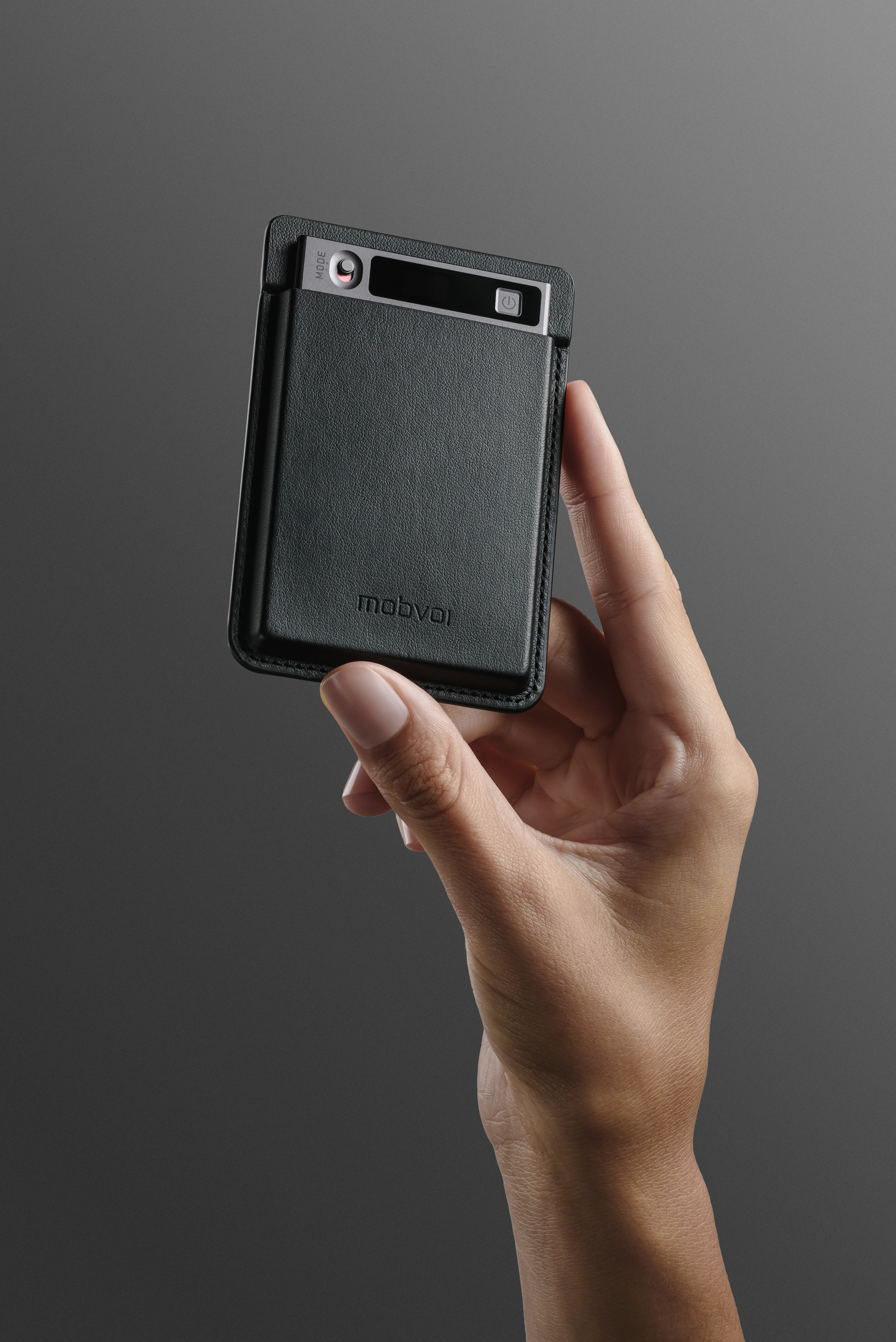 Mobvoi - TicNote. Fotogrāfs Rīgā. Gīmenes, individuālās un dažādu produktu fotosesijas