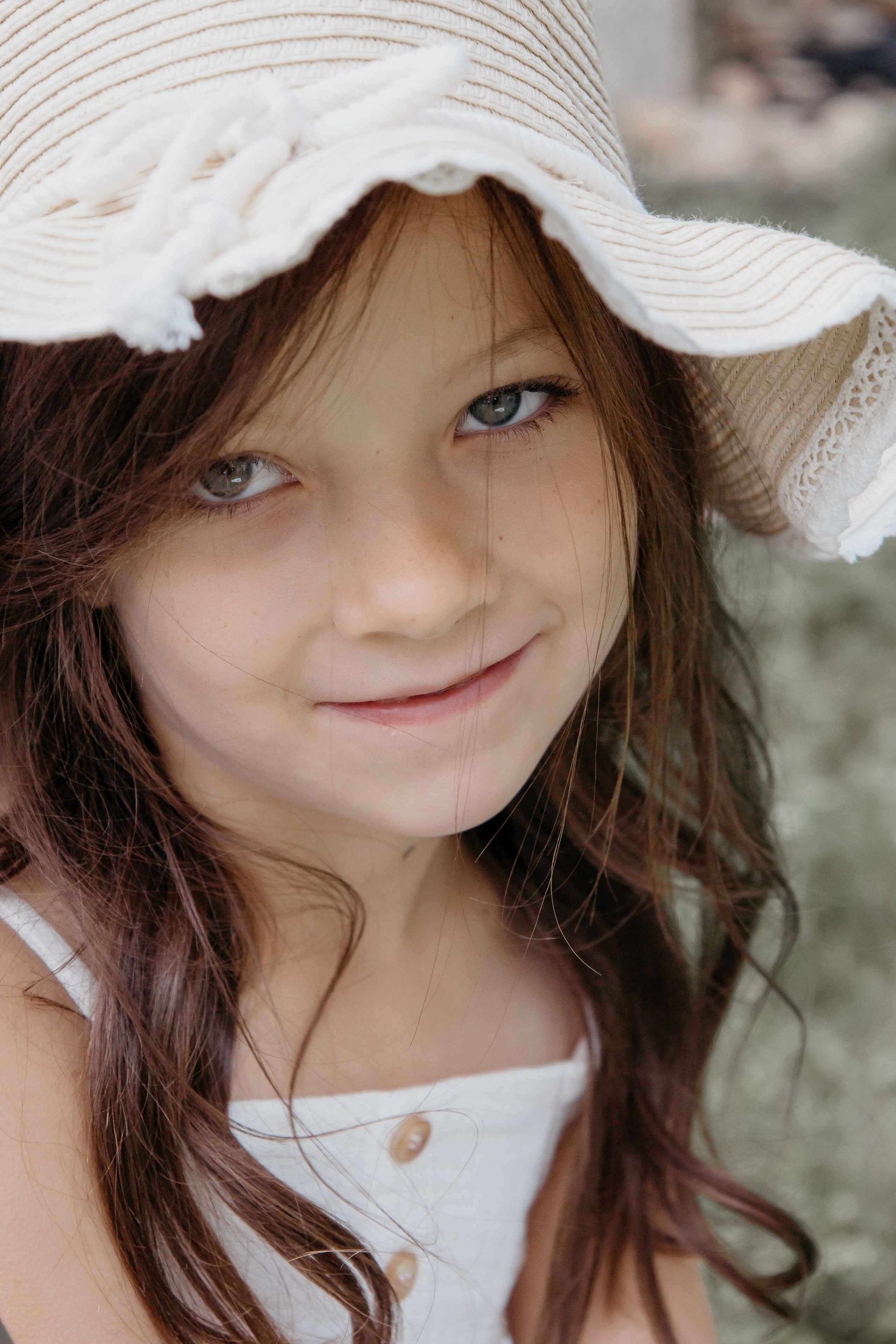 PHOTOGRAPHER JENNY IN CALGARY. I am a portrait and family photographer Jenny in Montreal and Calgary